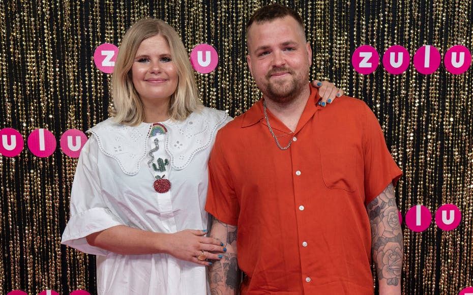 Joakim Ingversen banker Sofie Linde i tv-duel