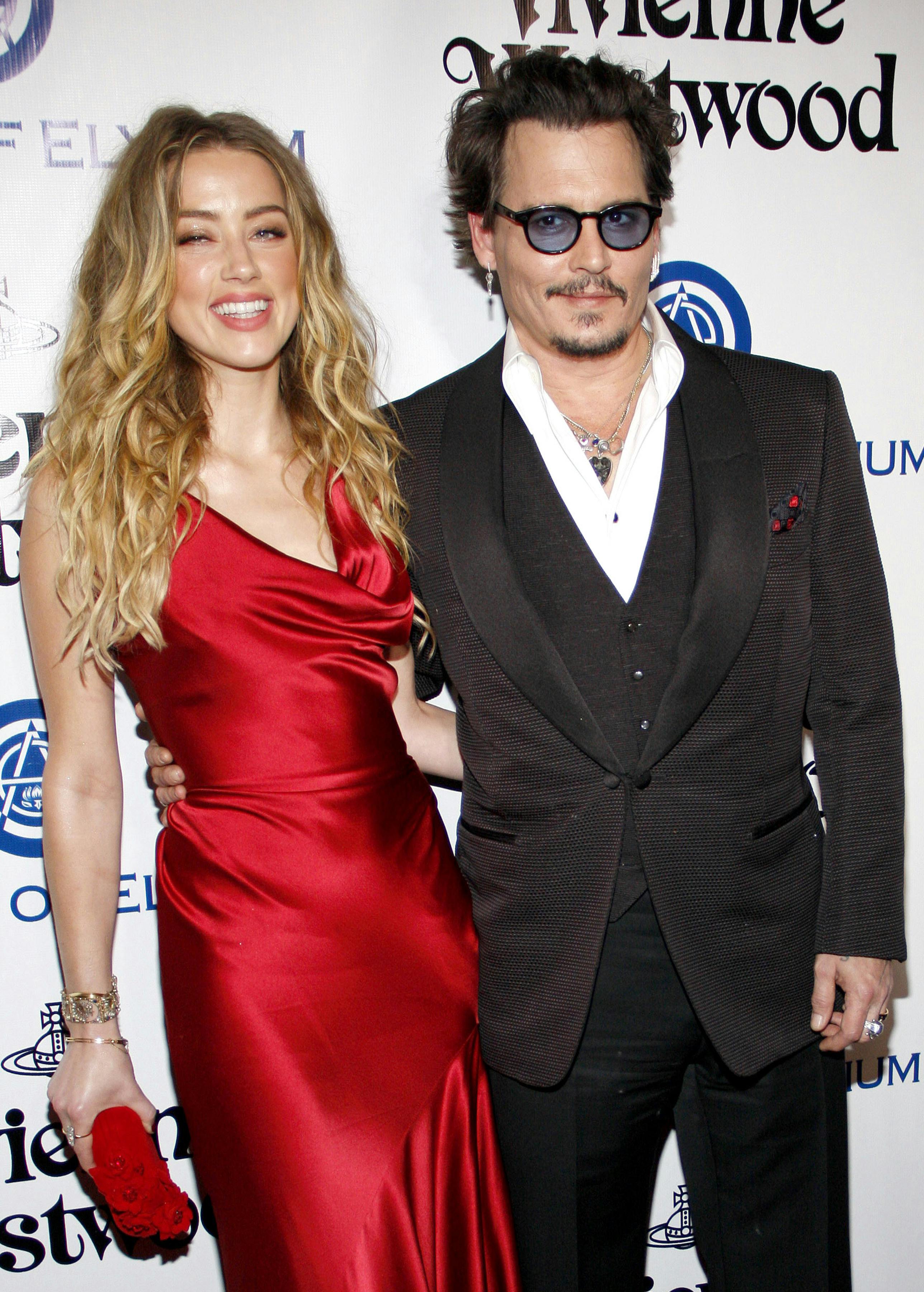 Amber Heard og Johnny Depp til Art Of Elysium"s 9th Annual Heaven Gala d. 9. januar 2016.
