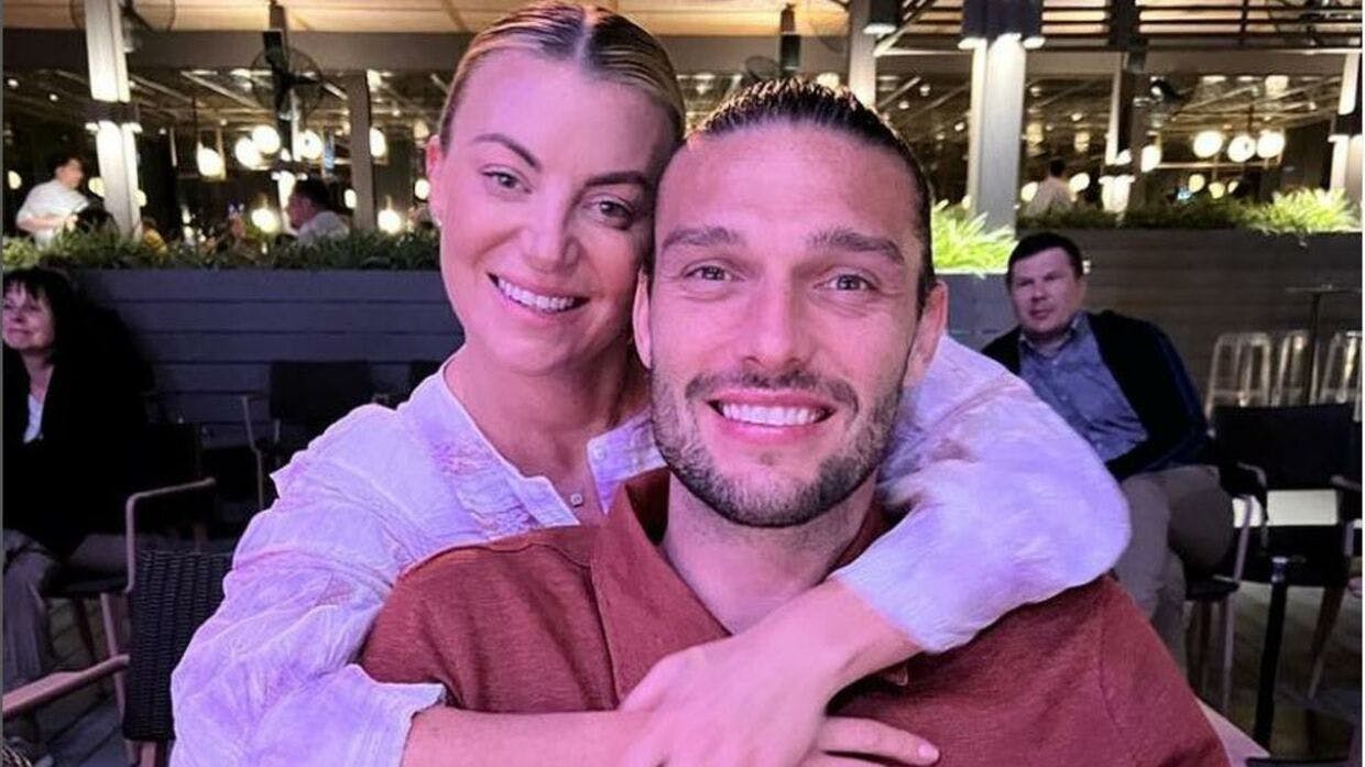 Andy Carroll med sin kæreste, Billi Mucklow.
