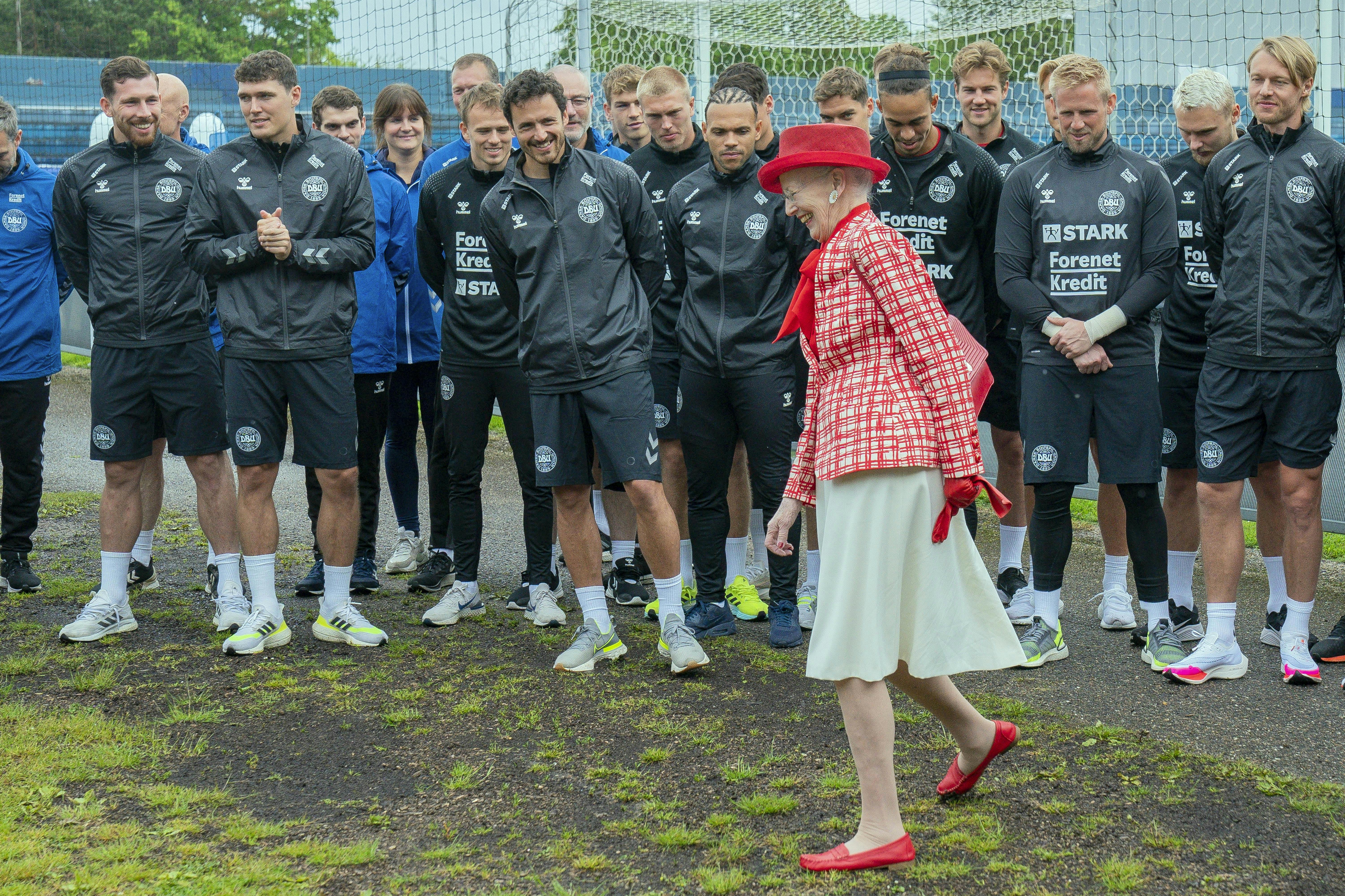 Landsholdet og dronning Margrethe