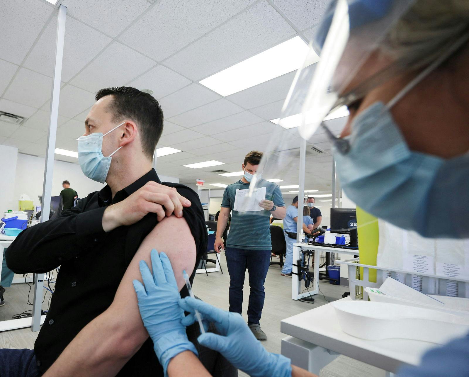 Vaccinen mod abekopper er i gang. Danmark har også modtaget flere doser.