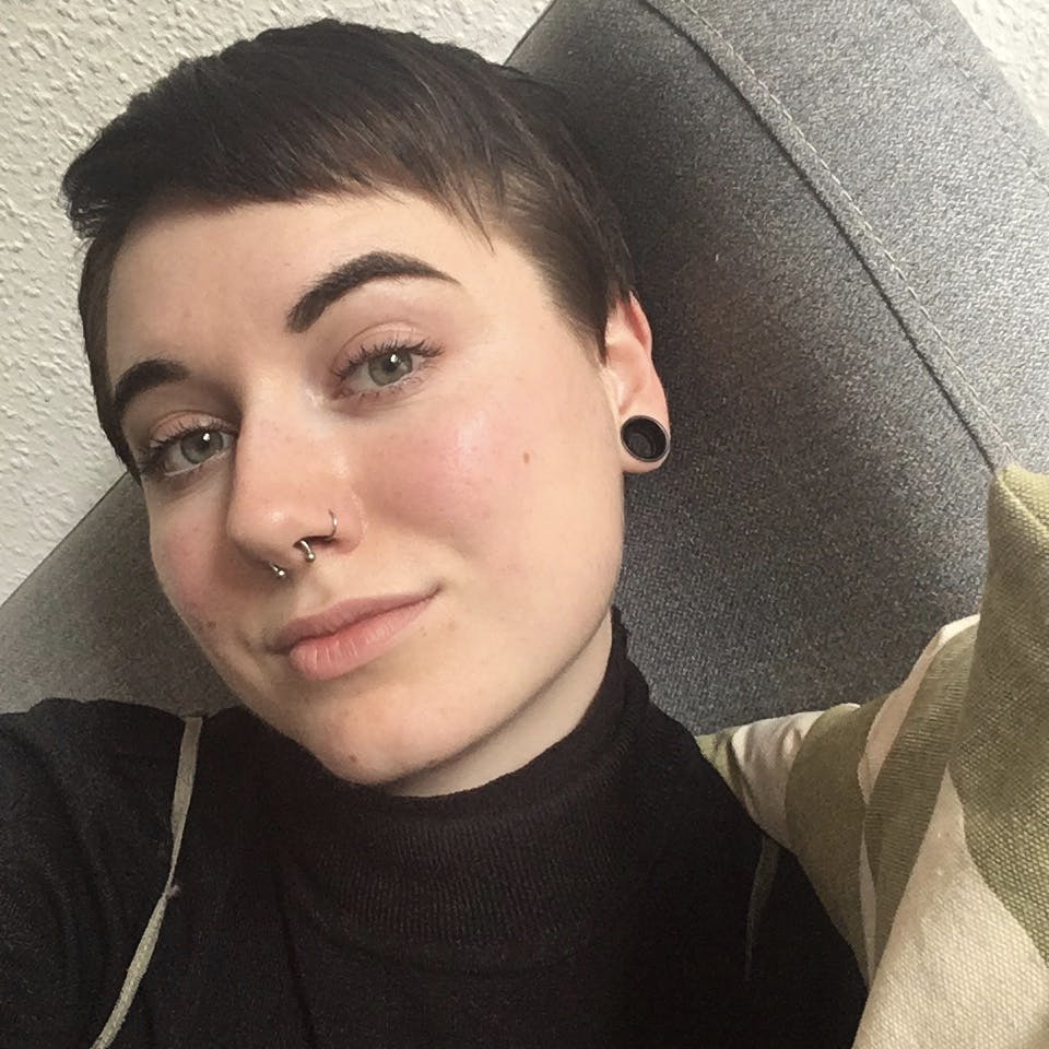 Josephine bor til dagligt i Aalborg, og så lider hun af helbredsangst.