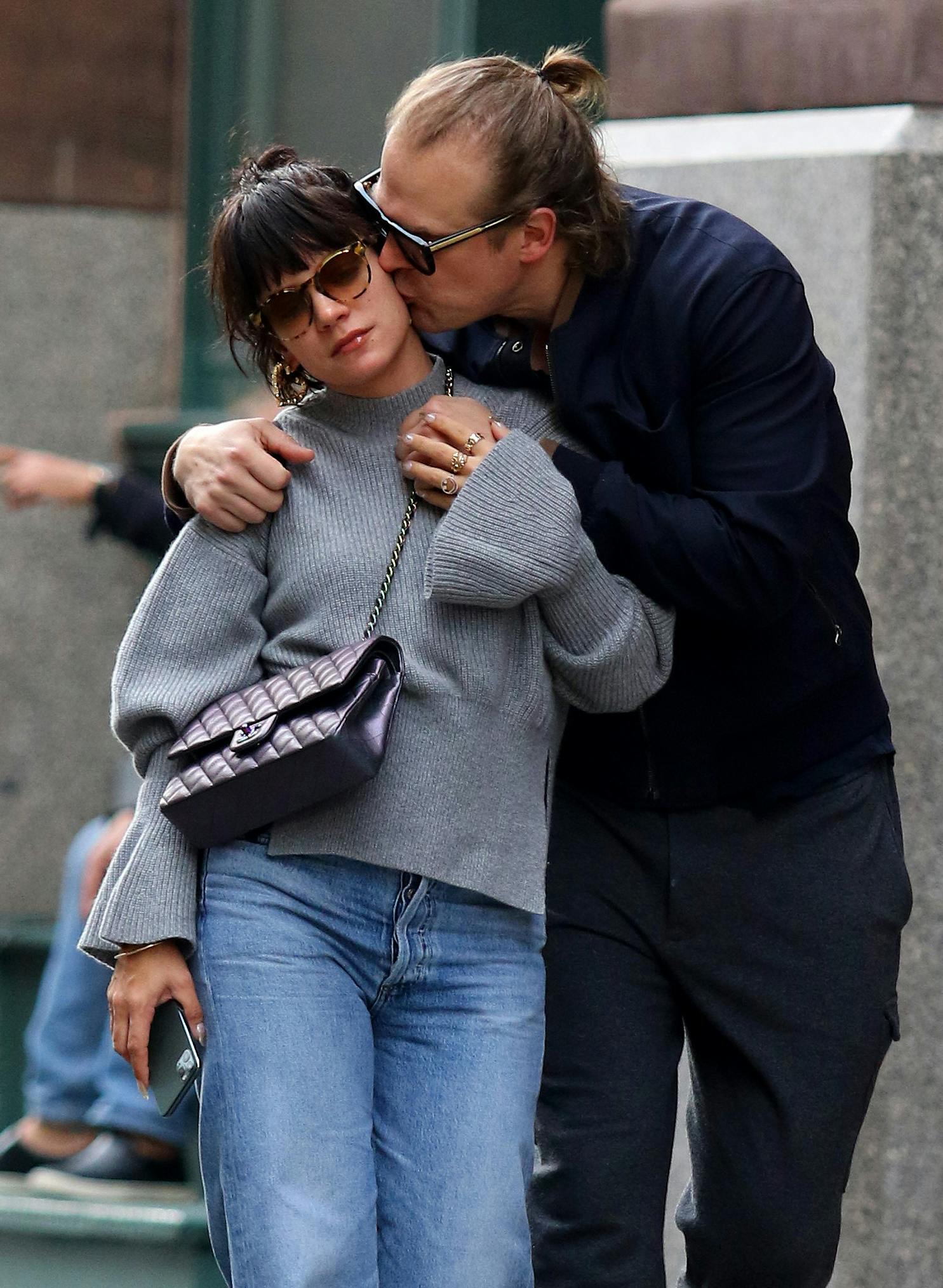 Privat er Harbour gift med sangerinden Lily Allen 