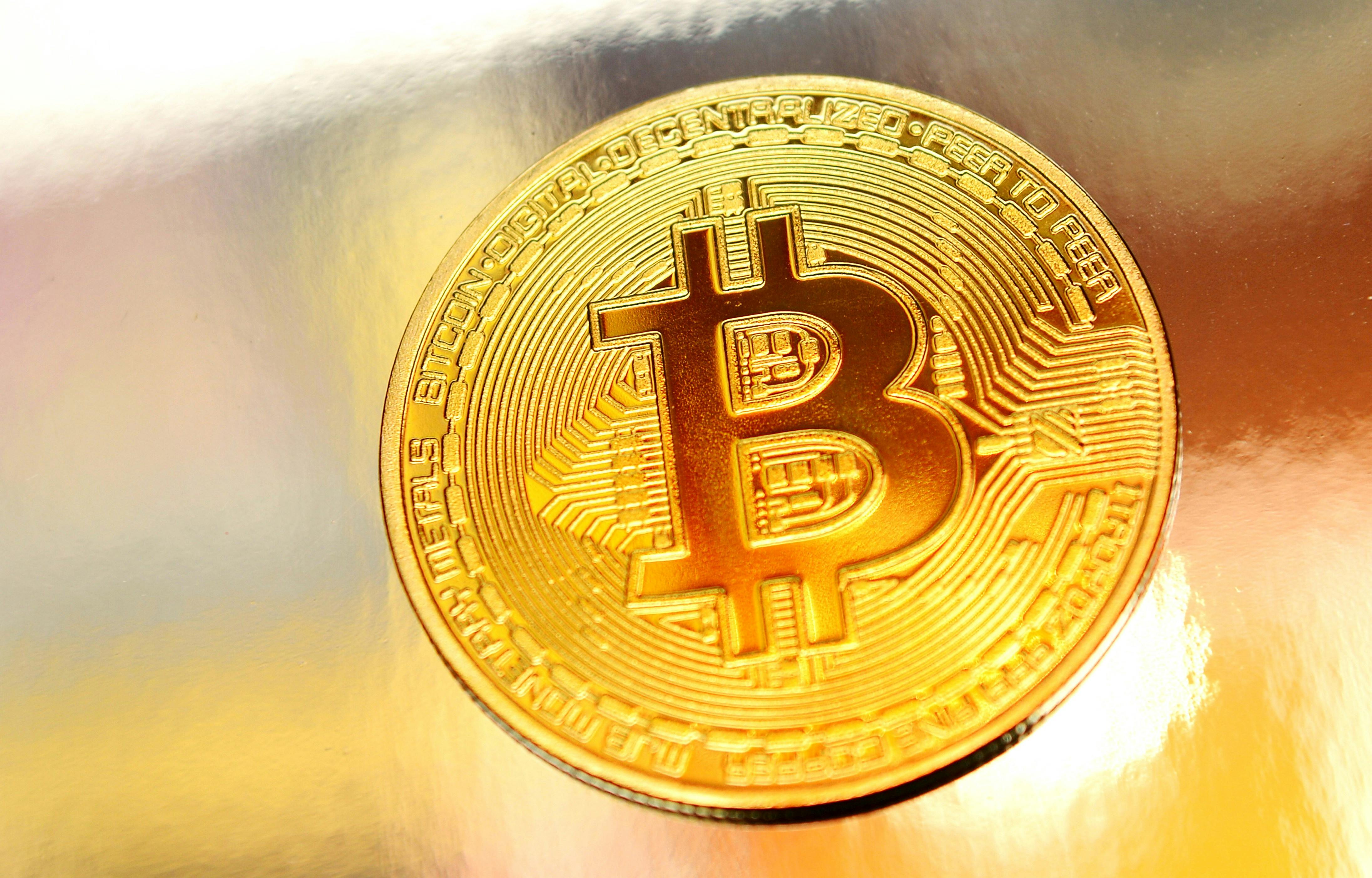 En bitcoin er nu under 25.000 dollar værd. Det svarer til omkrin 175.000 danske kroner.