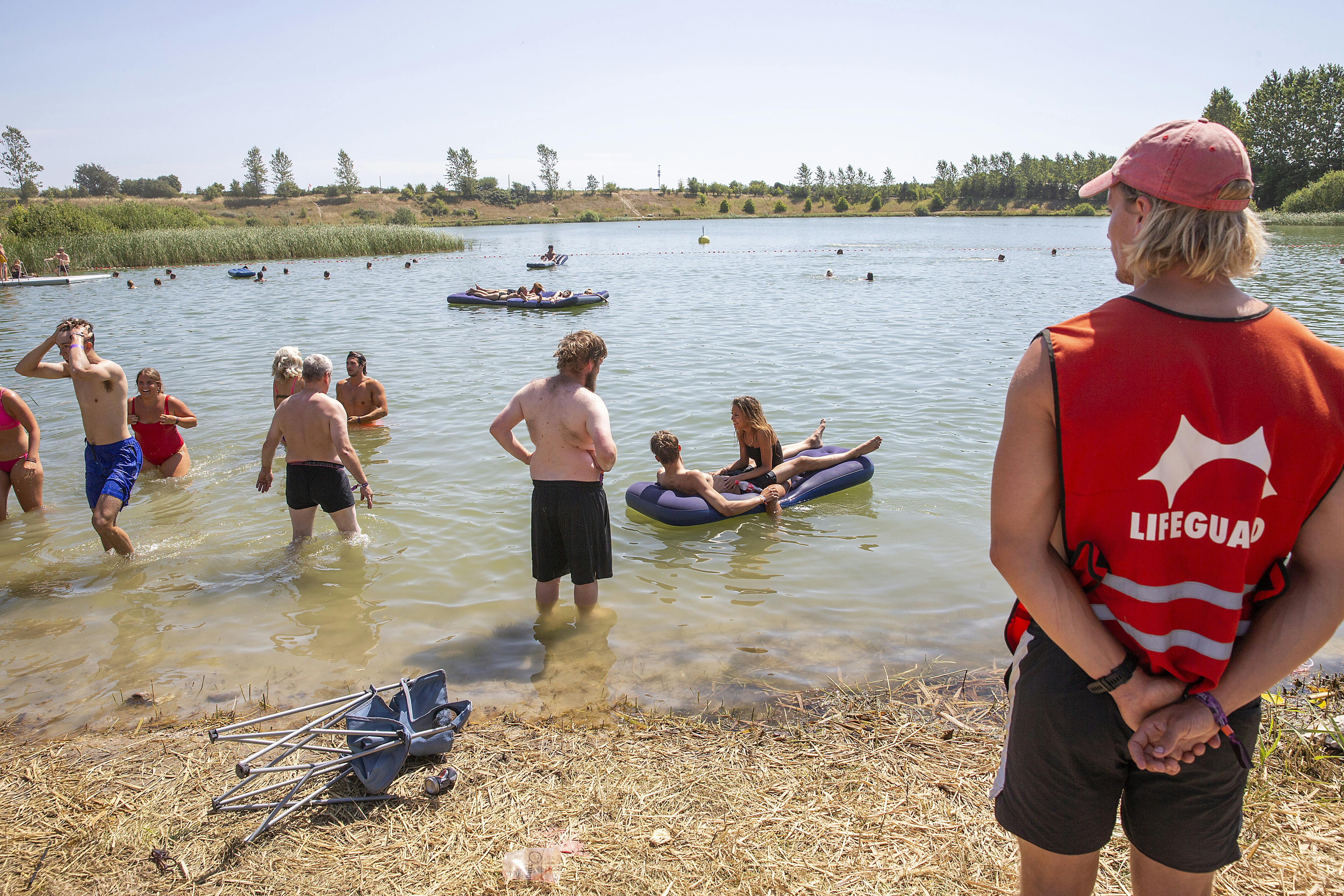 Det bliver formentlig ikke lige så lækkert at bade på Roskilde Festival i år, som det var i 2018. Dog kan man se frem til slutningen af festivalen, hvor der er chance for sol og høje temperaturer  