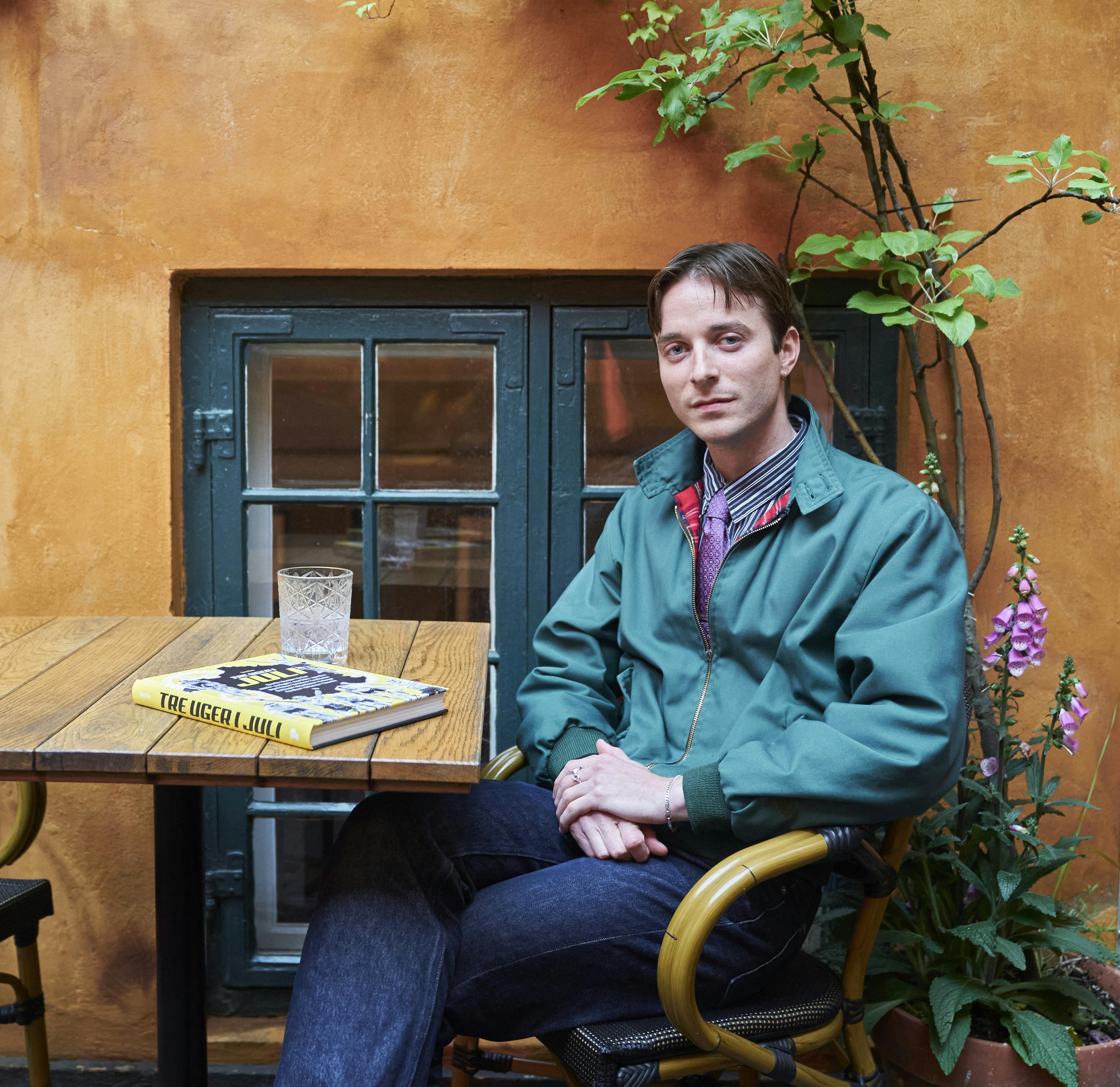 Sammen med Bastian Emil Goldschmidt skal Jørgen Leth lave fortællinger og indslag til Discoverys dækning af Tour de France.