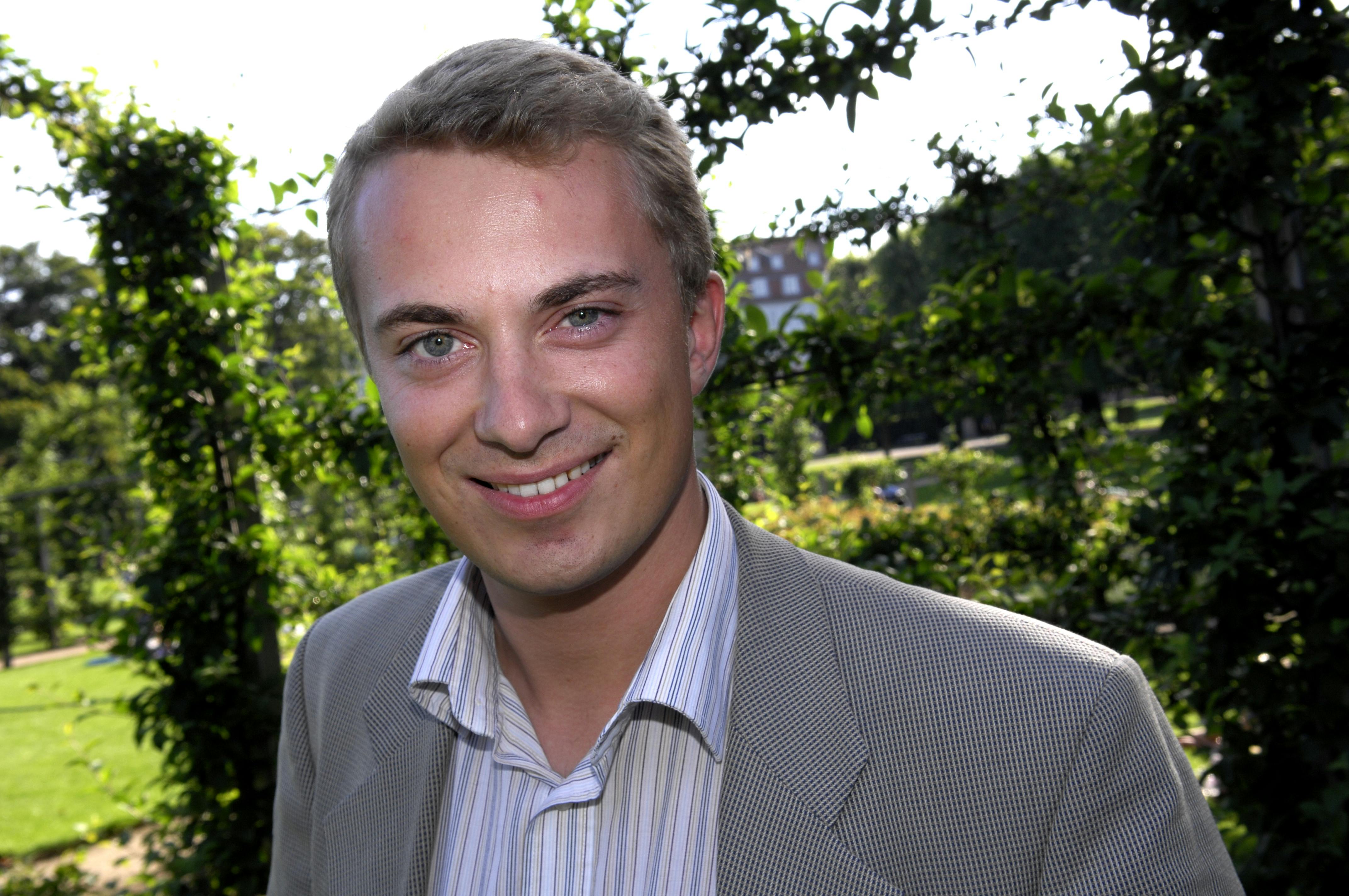 Der var ikke kun klapsalver til DF-formanden ved dagens tale.