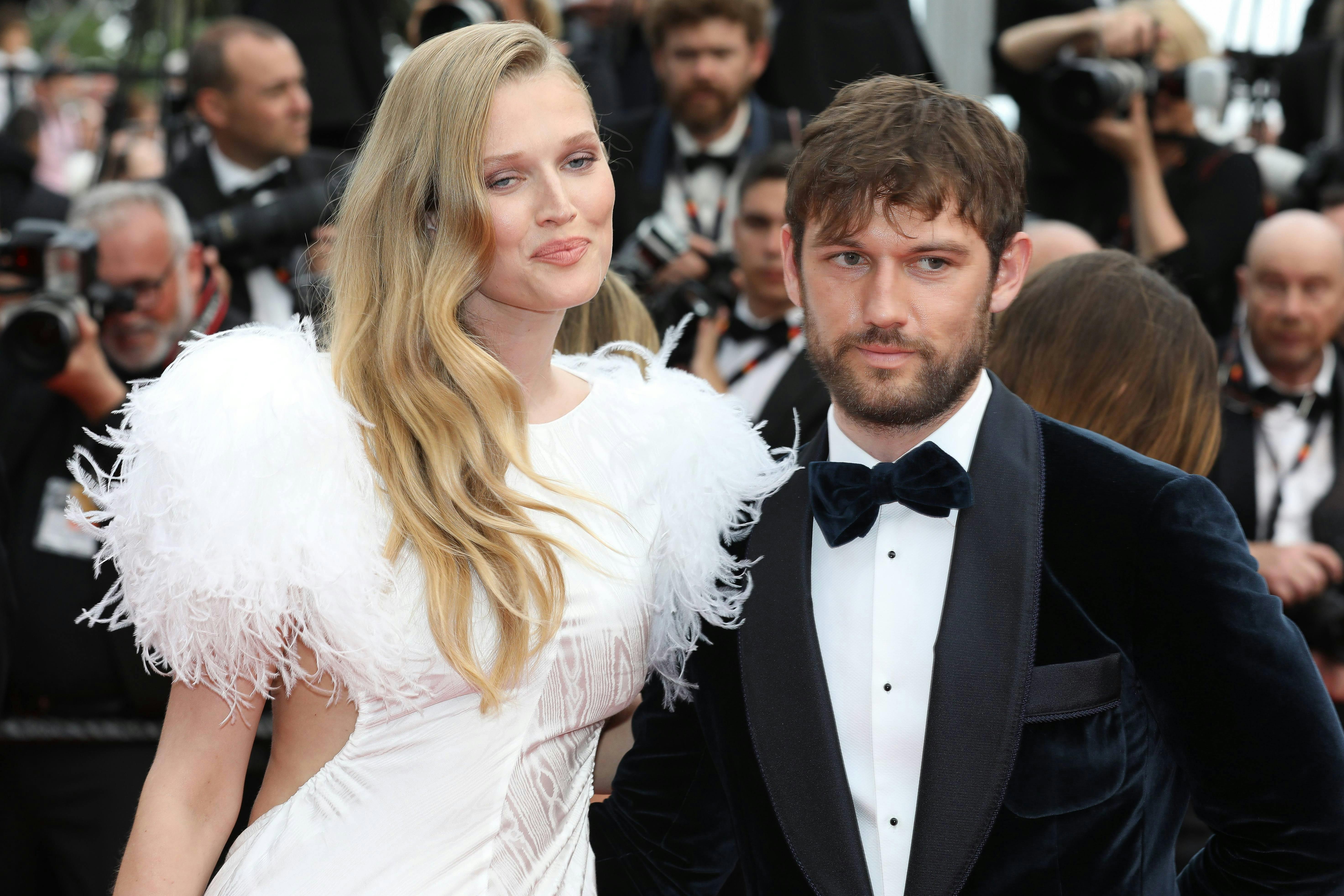 Alex Pettyfer og Toni Garrn