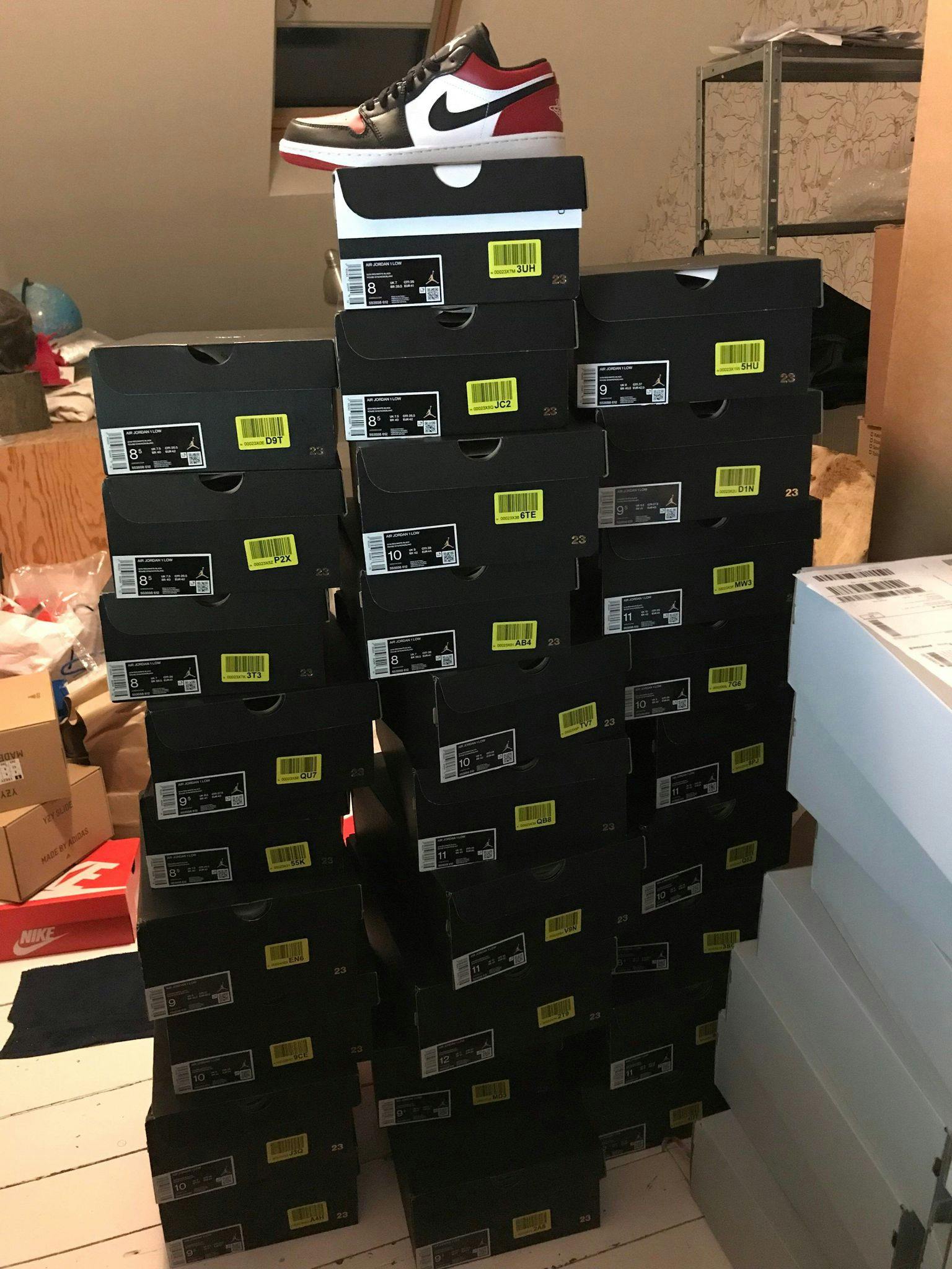 Sneakers