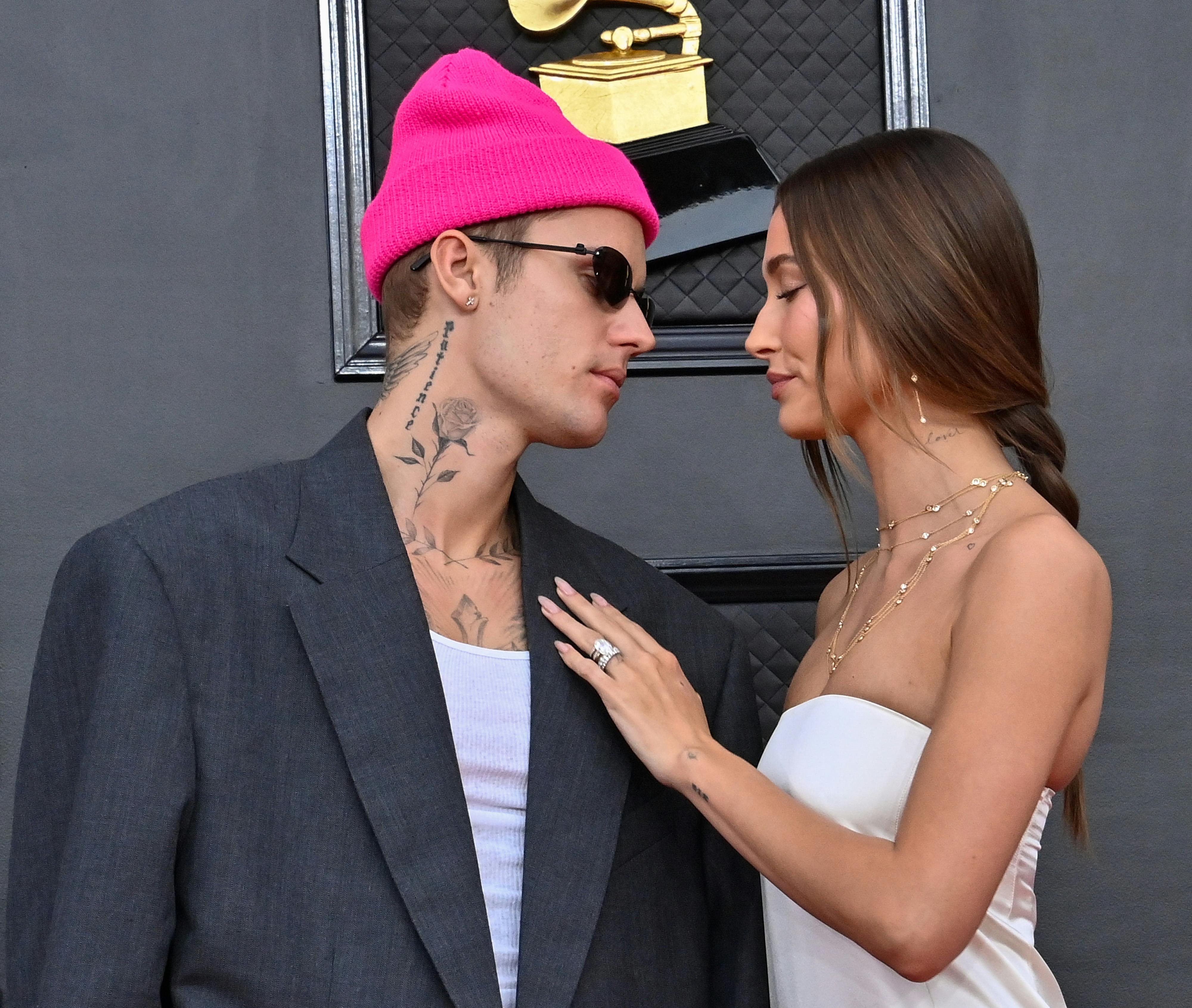 Justin Bieber og Hailey Bieber