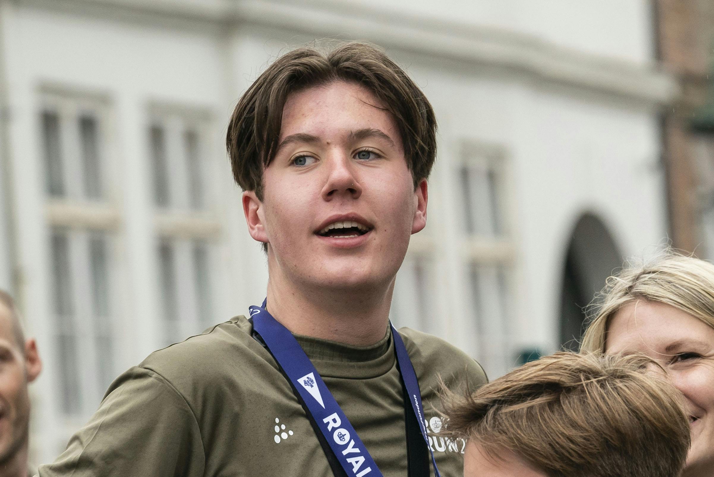 Prins Christian, der ifølge kongehuseksperten sandsynligvis har valgt Herlufsholm på grund af venner og relationer, skal nu finde sig et andet gymnasium 