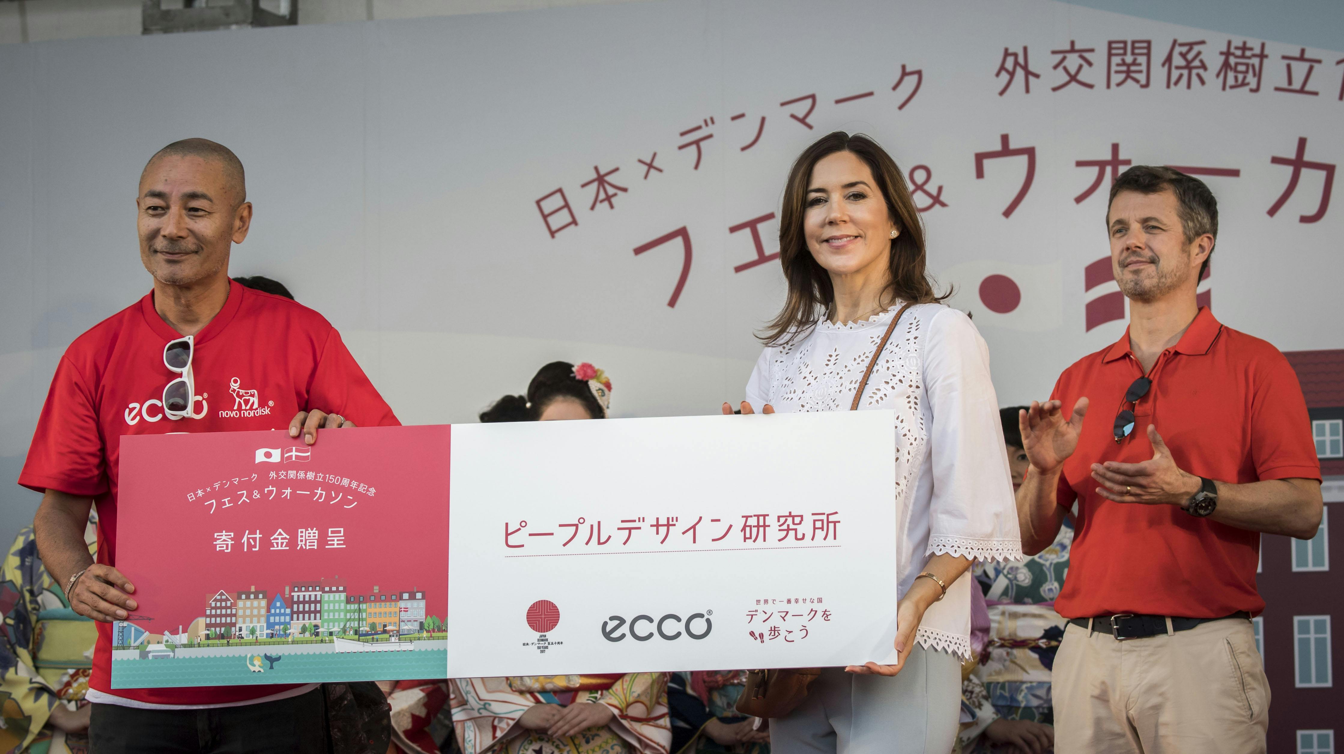  Kronprinsesse Marty deltager her i Denmark Festival og Ecco Walkathon. Fra næste år er Ecco ikke længere Kongelig Hofleverandør 