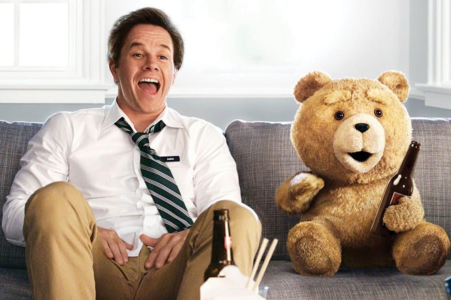 Den flabede bamsebjørn, Ted, får snart comeback som tv-serie.