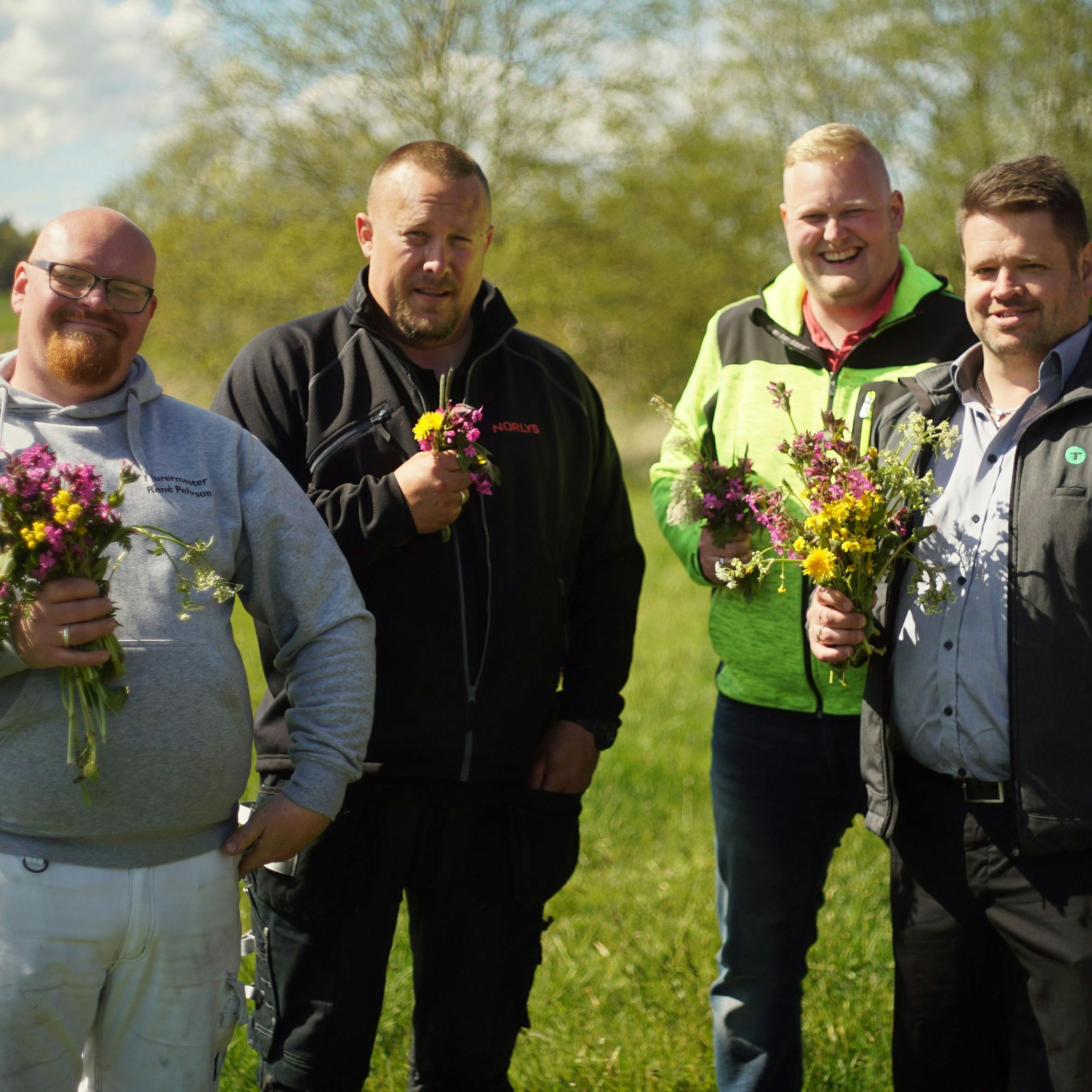 Mændene fra DRs "Rigtige Mænd": Murer René Pehrson, servicetekniker Nicolai Behrendtz, trucker David Plovdahl samt taxavognmand Morten Noesgaard.