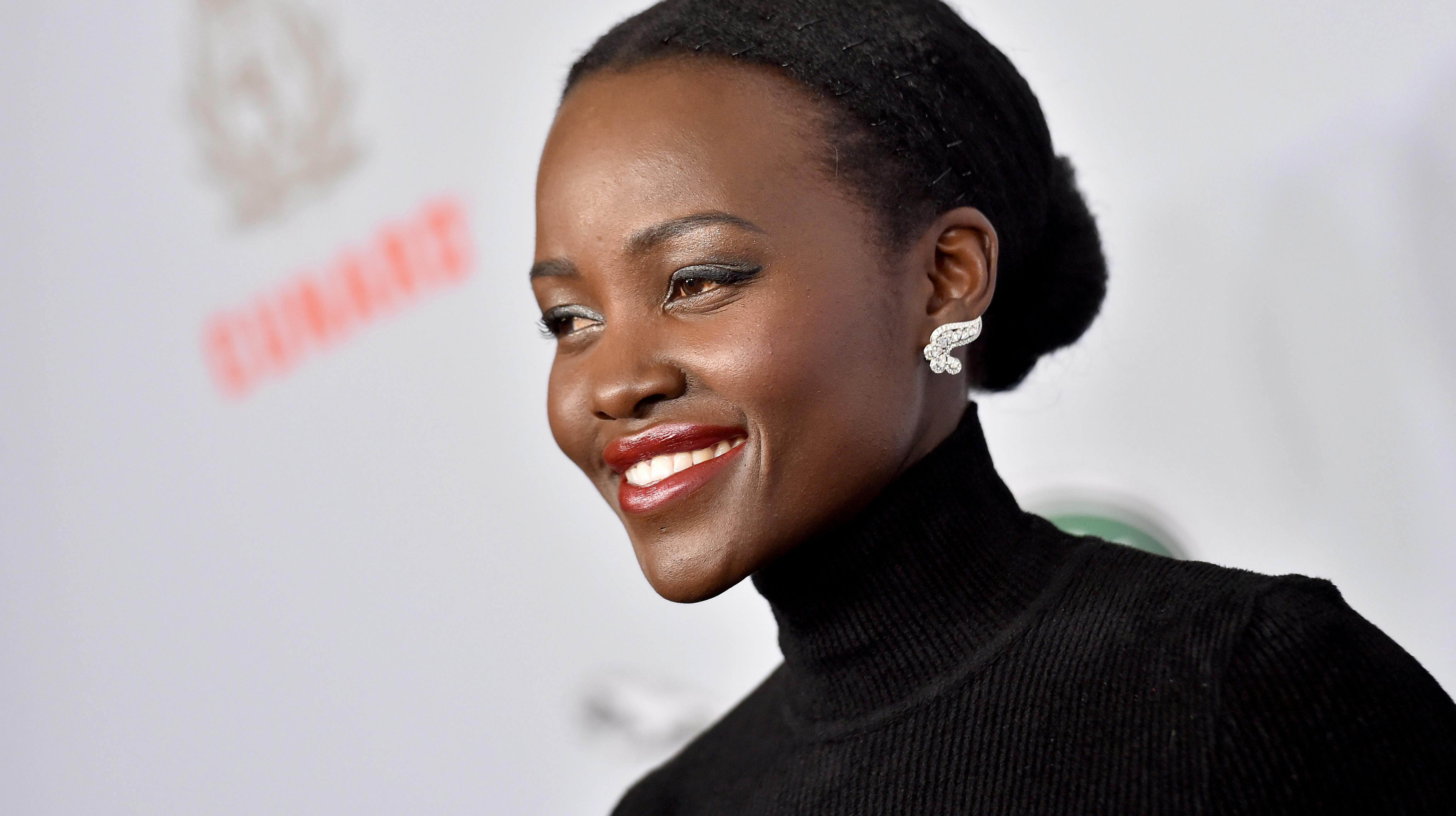 Oscarvindende Lupita Nyong'o har fundet sig en ny yndlingssnack