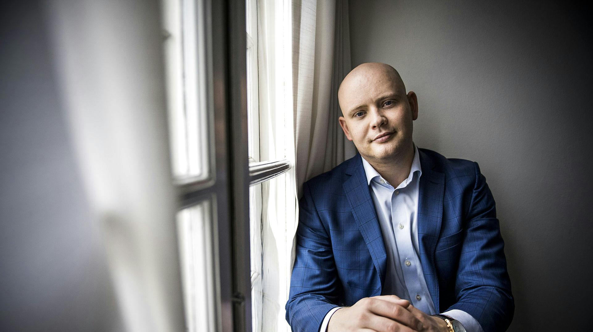 Jakob Engel-Schmidt er blevet kærester med Camilla Søe.