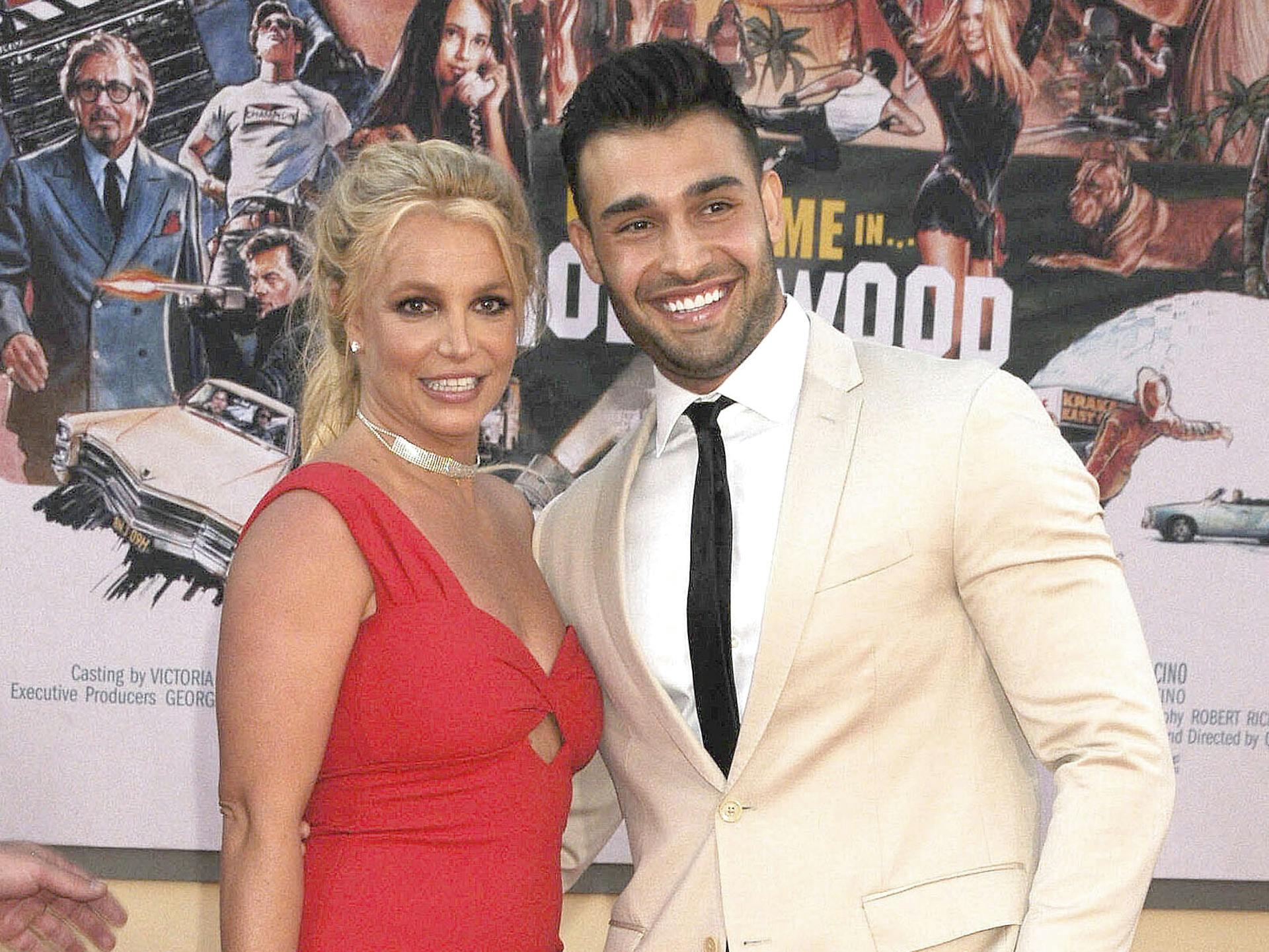 Britney og ægtemanden Sam Asghari. Parret har senest købt et kæmpe hus sammen til intet mindre end 12 mio. dollars.