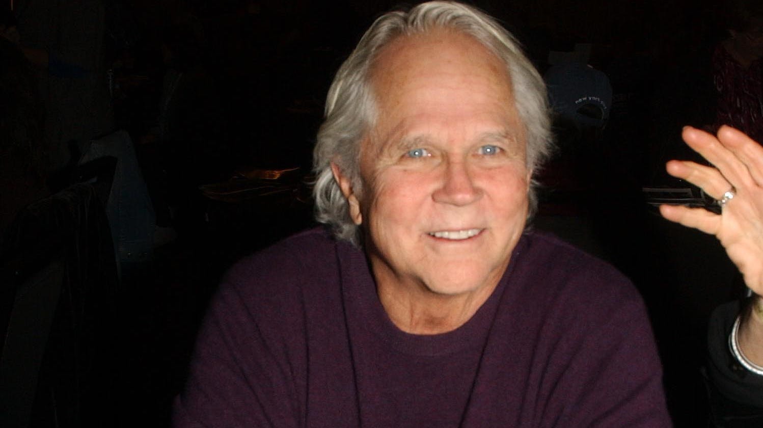 Skuespilleren Tony Dow er stadig i live, men hårdt ramt af kræft