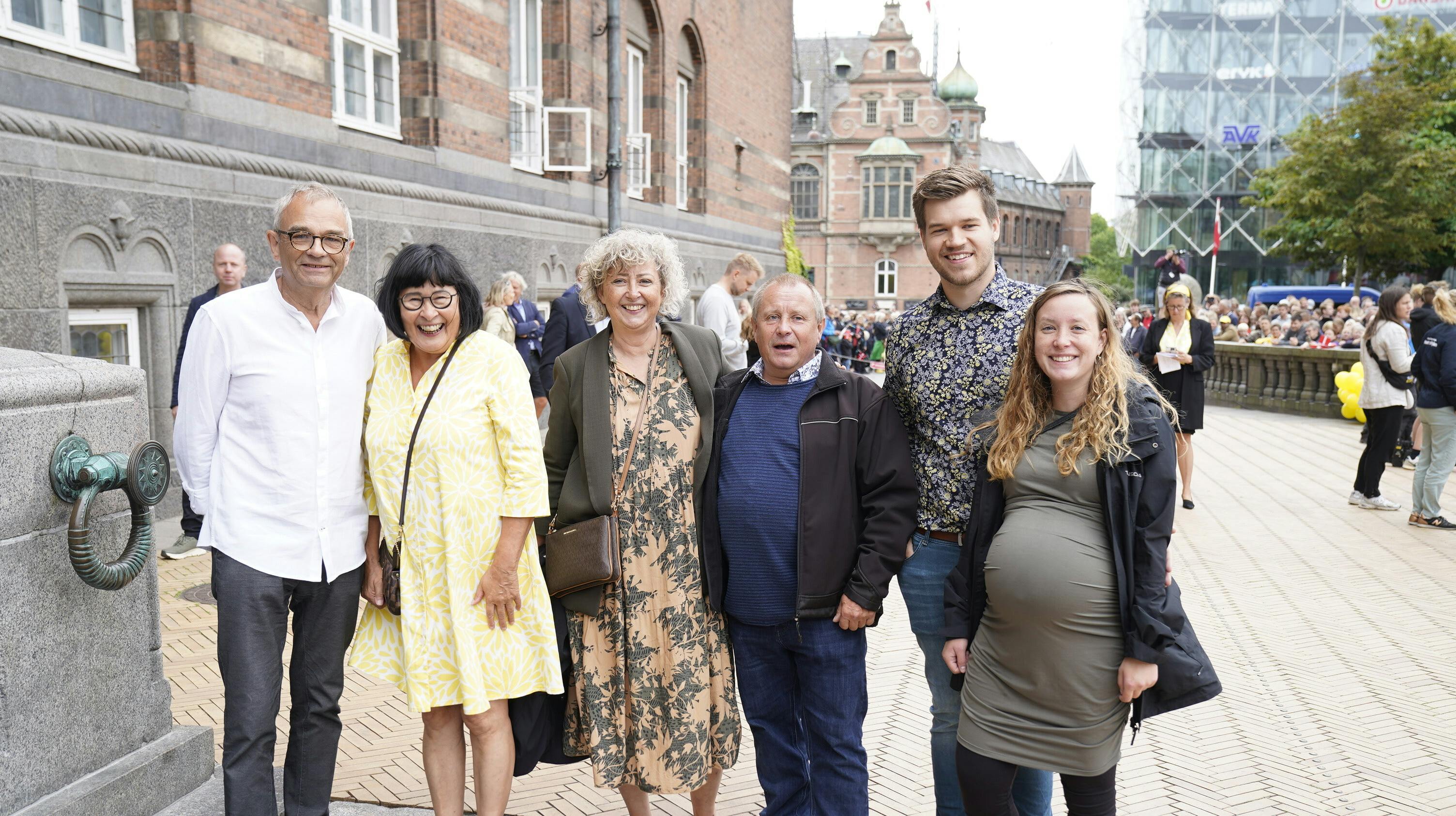 Der er nok flere gode grude til, at familien Vingegaard smiler stort for tiden.