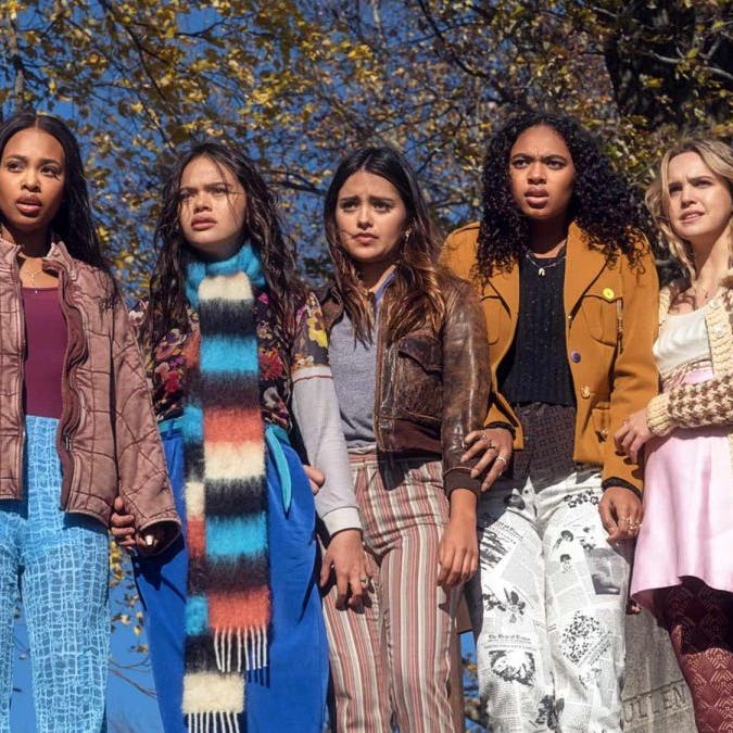 "Pretty Little Liars: Original Sin" er på listen over de film og serier, du kan kaste over dig i weekenden.