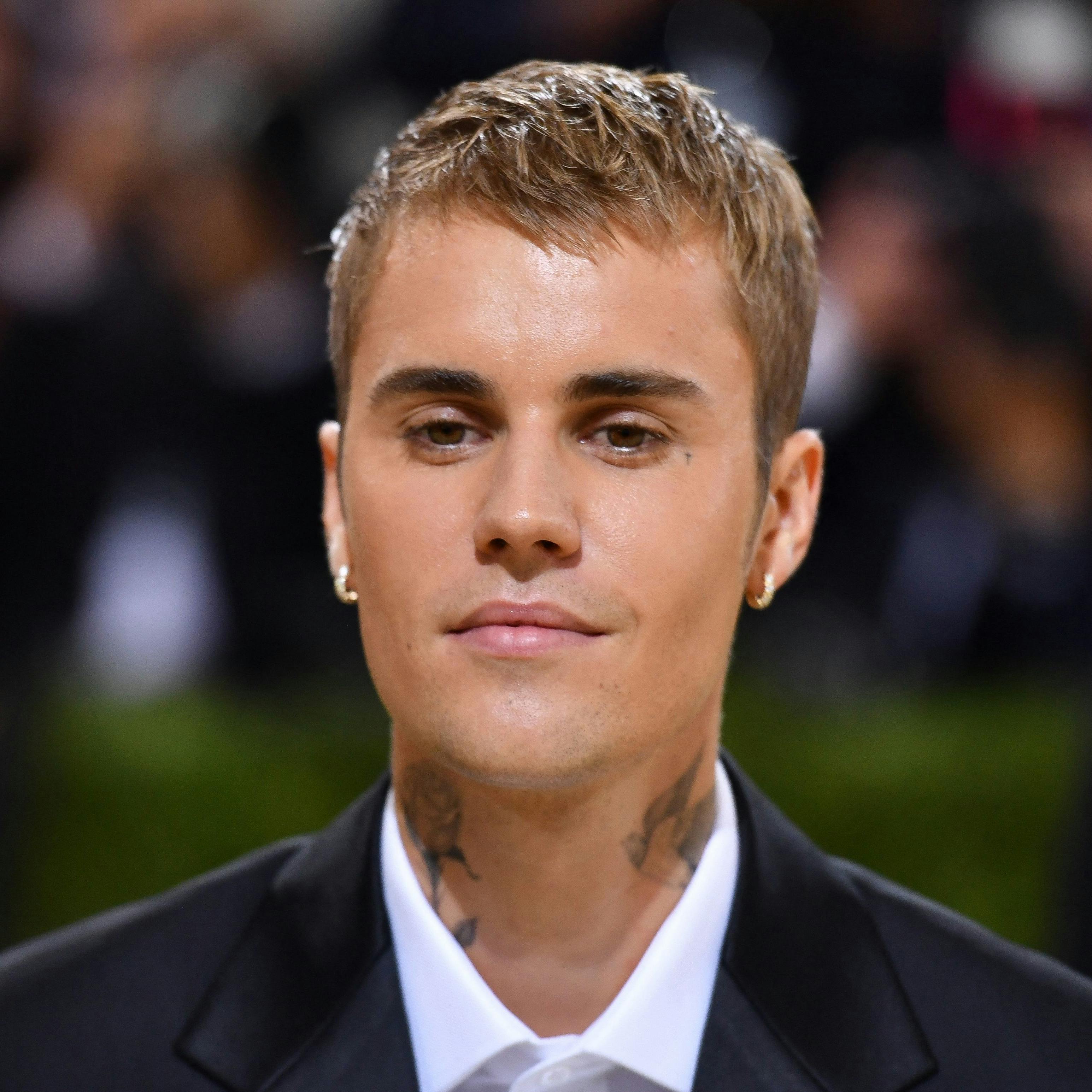 Justin Bieber er stor fan af IV drops. Også på sin tur til Danmark havde han et stativ med. 