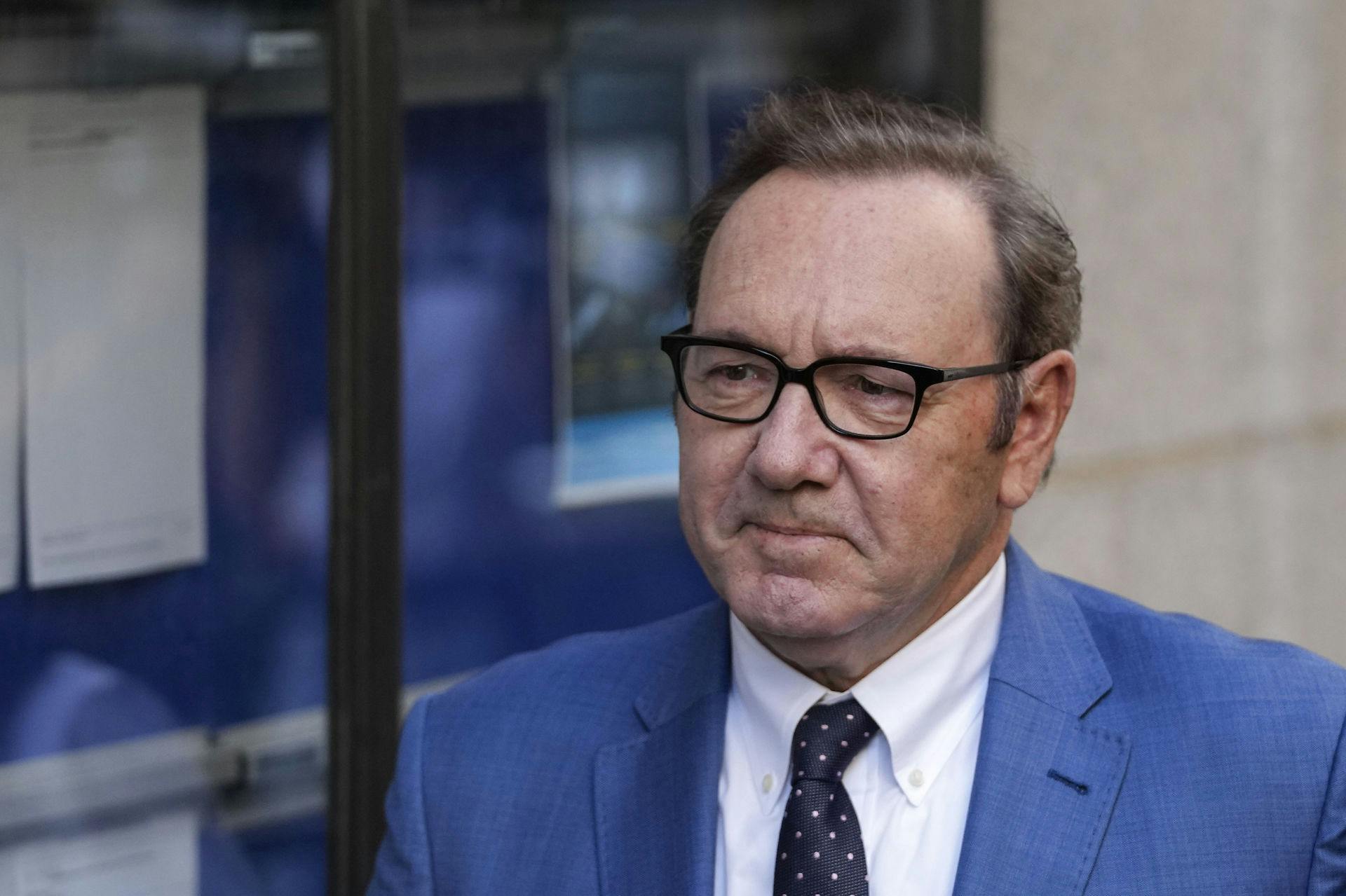 Det bliver en dyr omgang for Kevin Spacey, efter han har tabt en retssag mod producenterne af "House of Cards".