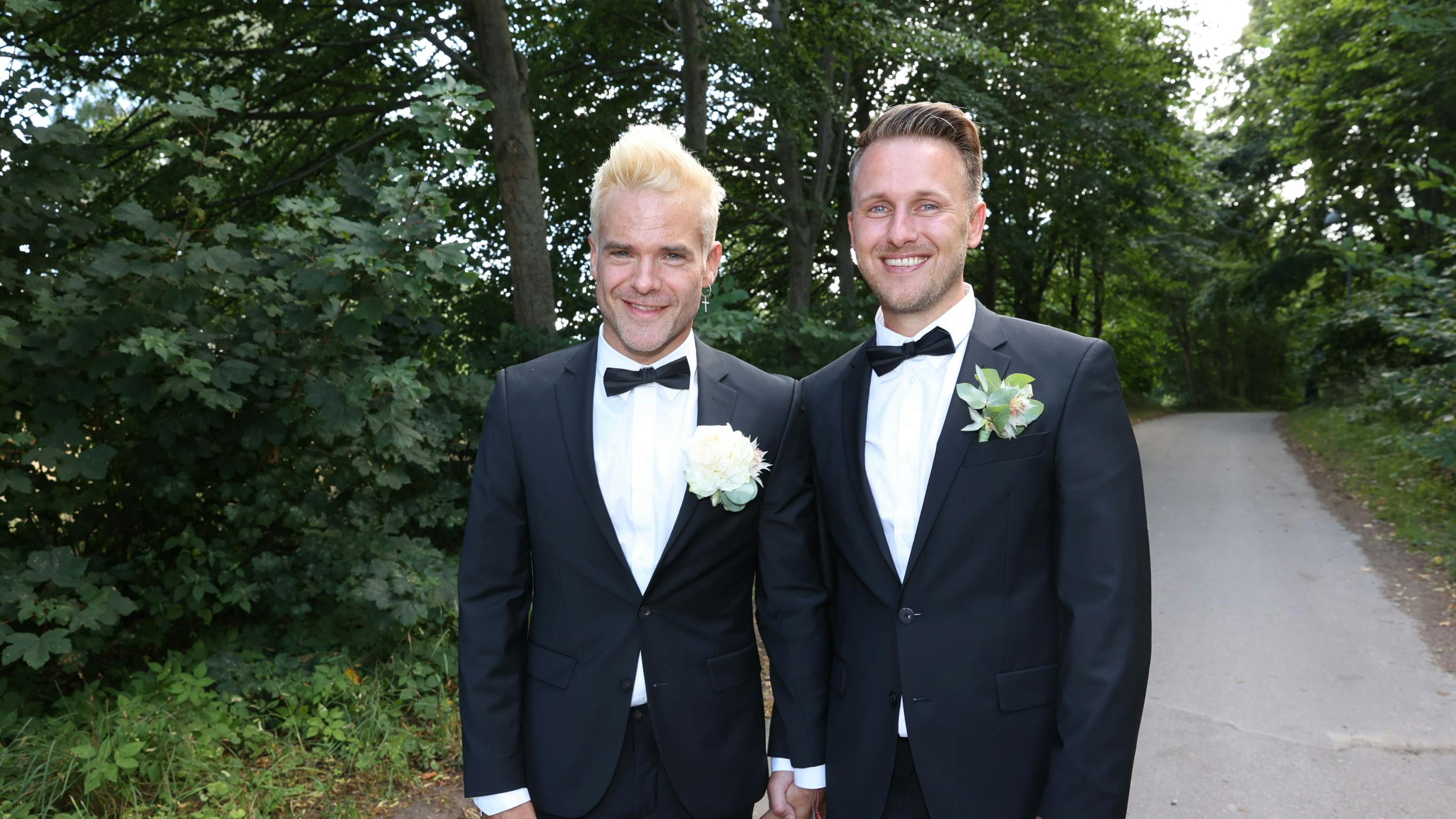 Silas Holst og Nicolai Schwartz er blevet gift!