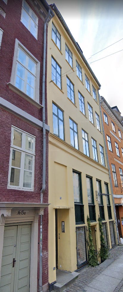 Lejligheden, som Hübbe har solgt, ligger i denne ejendom.