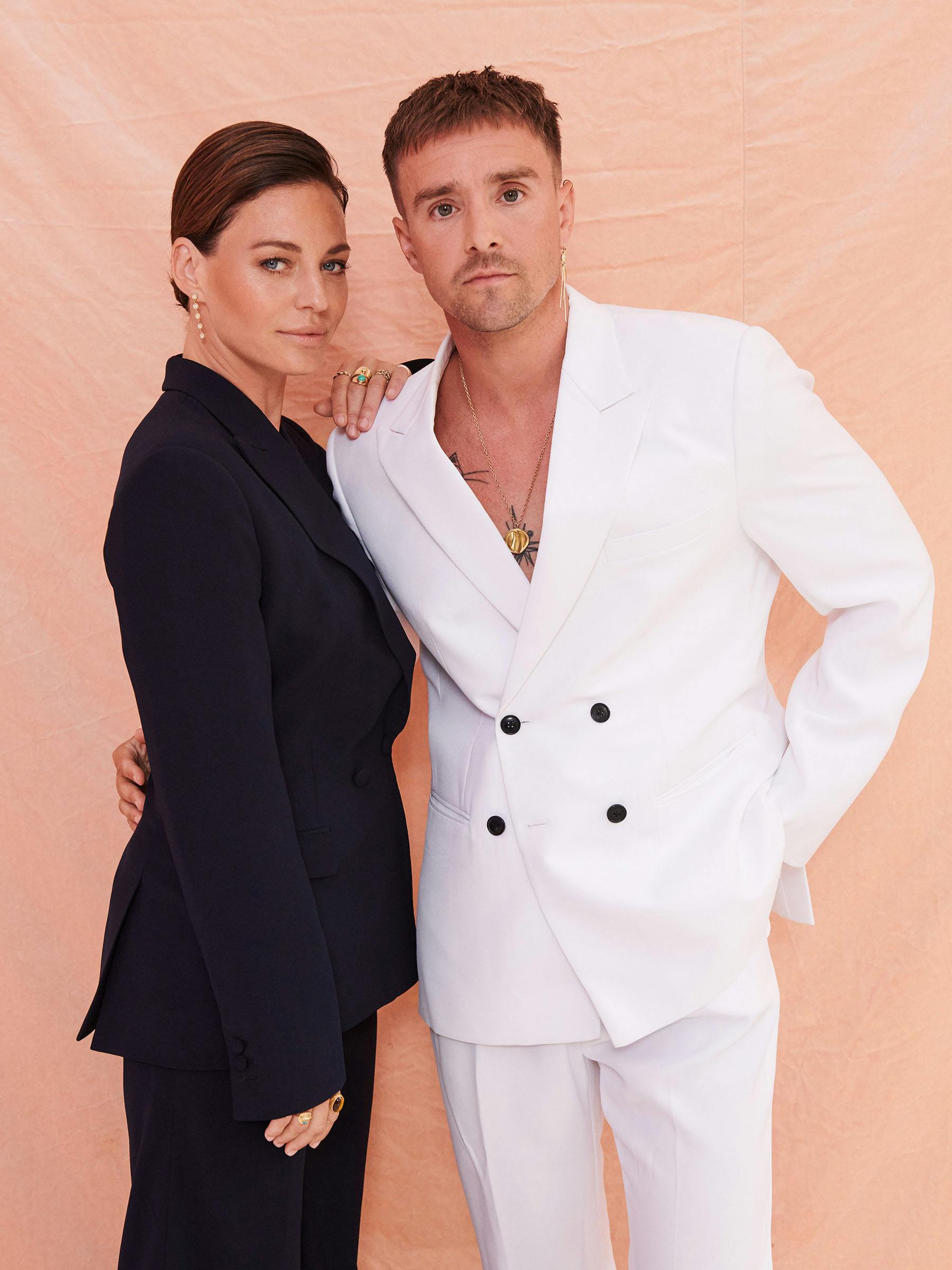 Martin Johannes Larsen debuterer som vært, når TV 2 sætter fut under hele Danmarks dansegulv den 9. september.