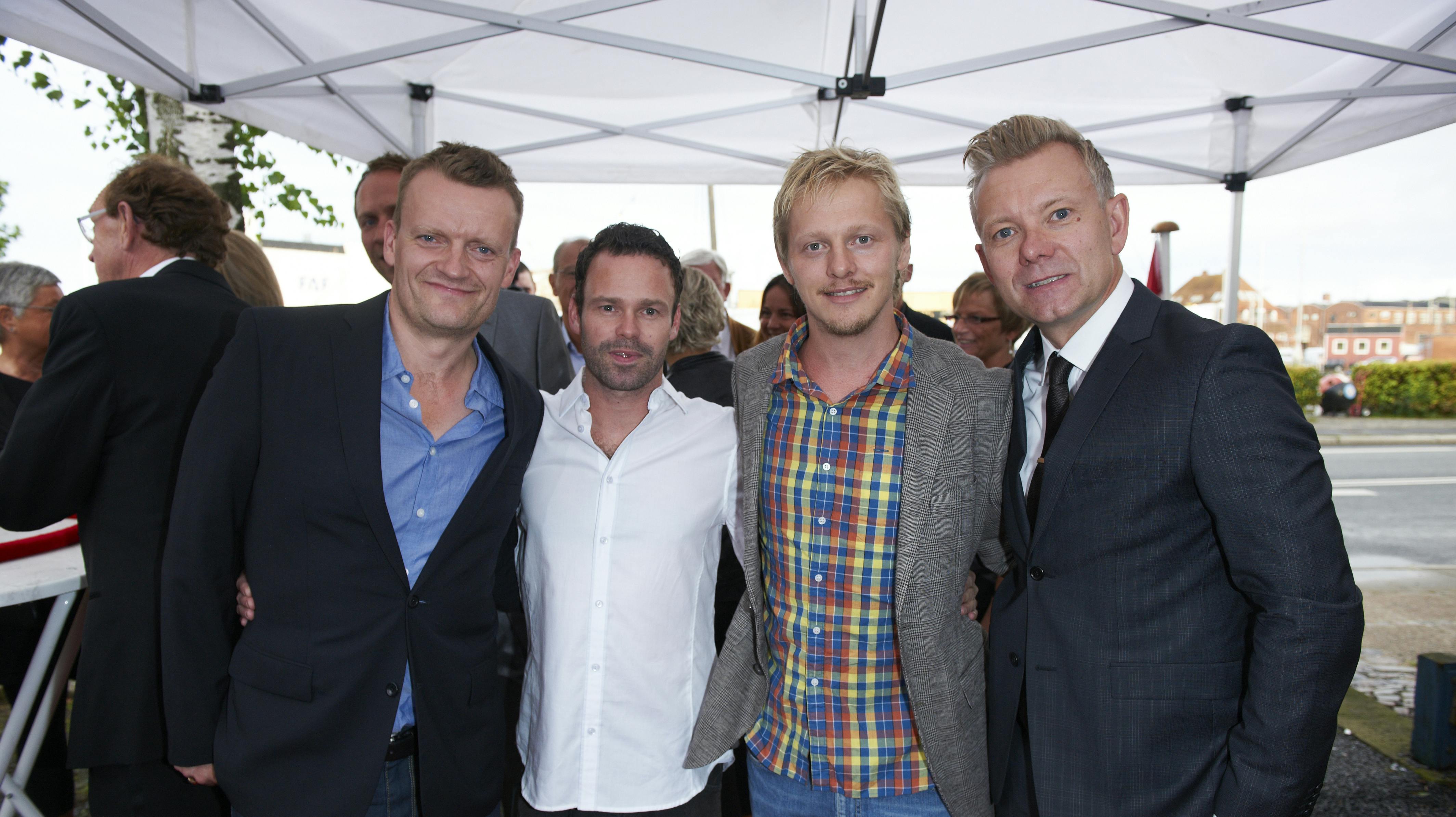 Hvem er mon den rigeste komiker i landet her? Frank Hvam, Mick Øgendahl eller Casper Christensen?