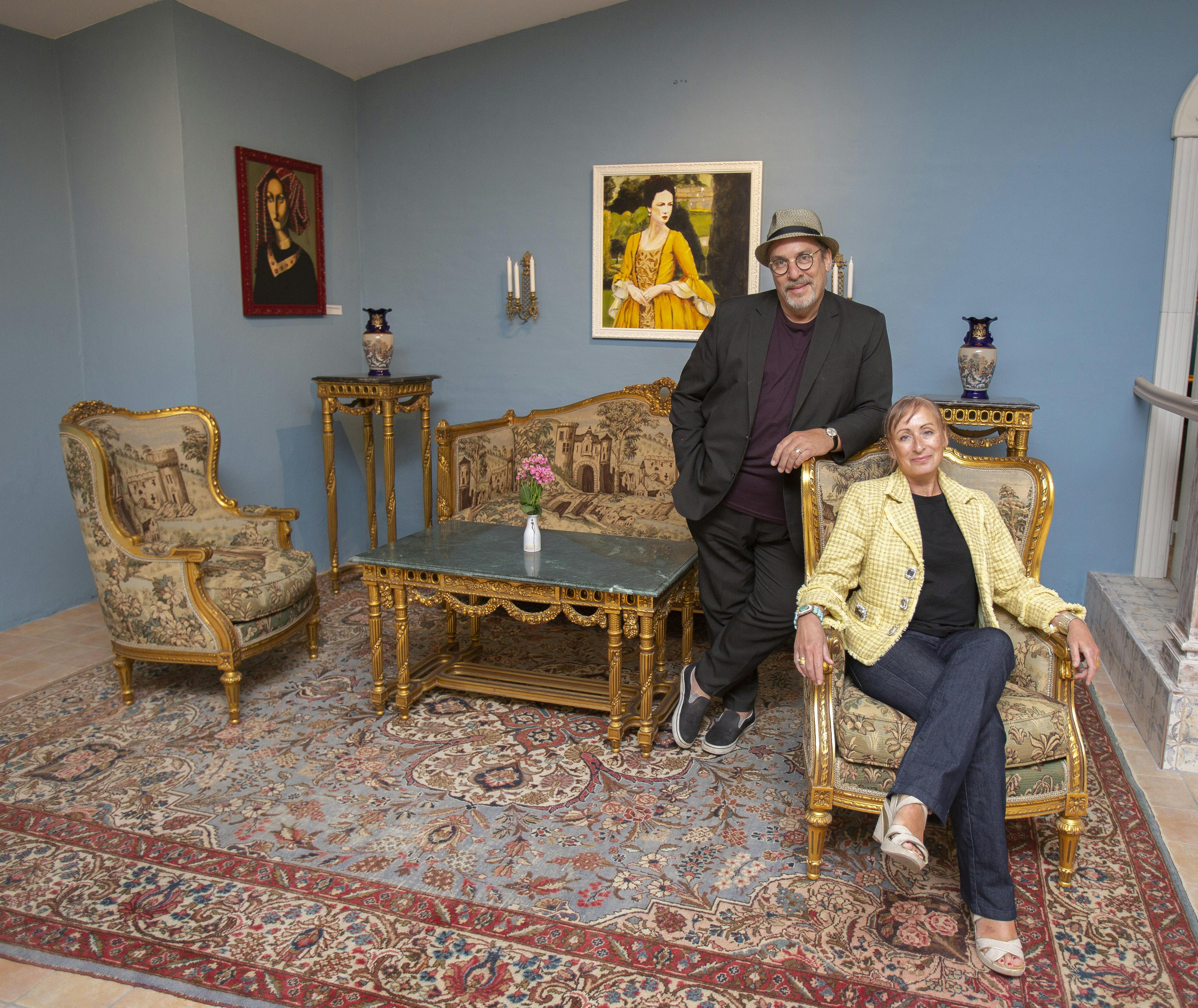 Parret har tilbragt mere end ét årti på den farvestrålende landejendom på Sydals.