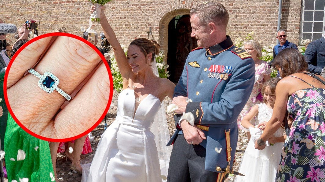 Her ses den imponerende ring.