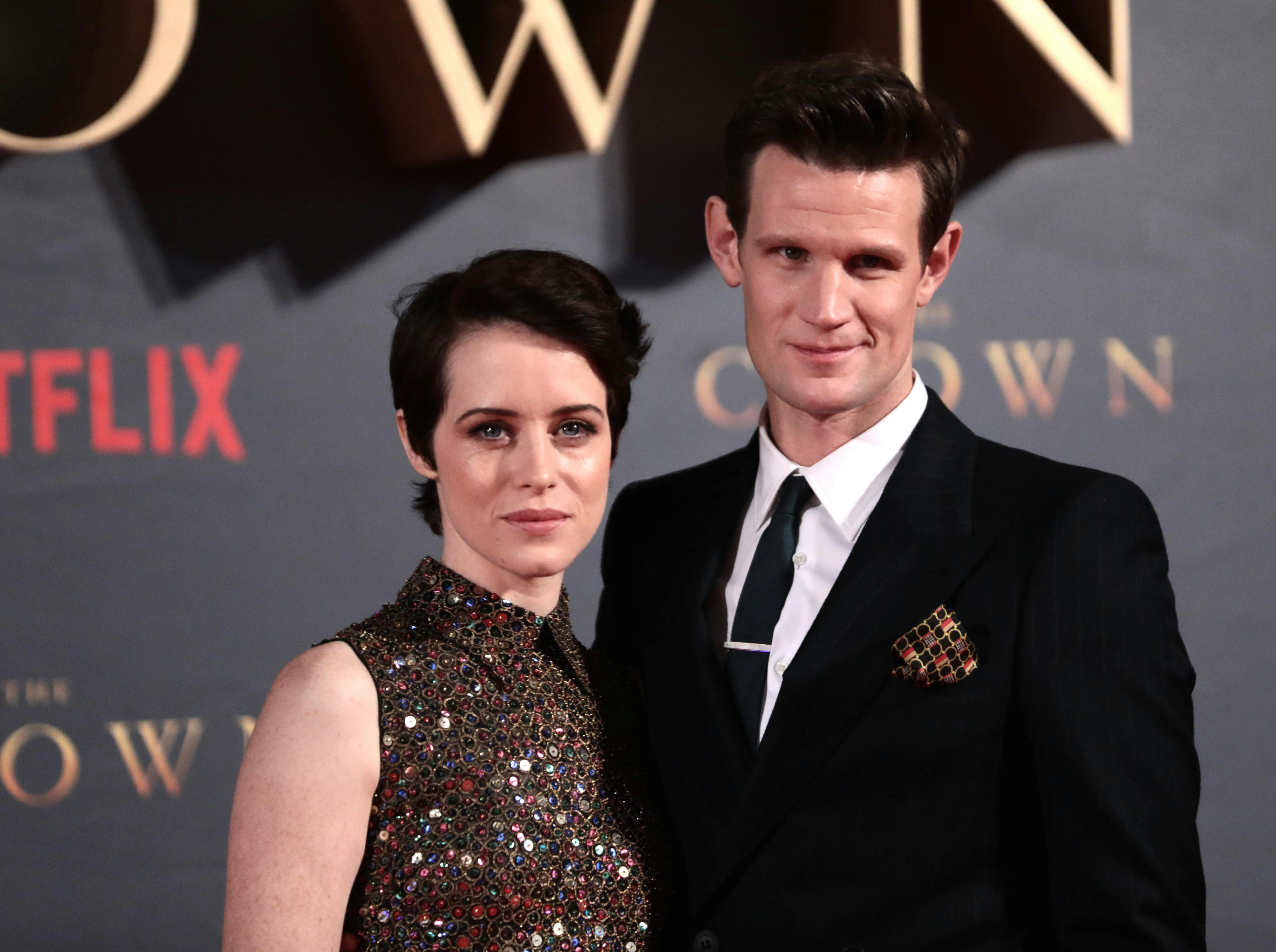 Matt Smith er især kendt for sin rolle som prins Philip i Netflix-serien "The Crown", hvor han spiller over for Claire Foy (tv.).