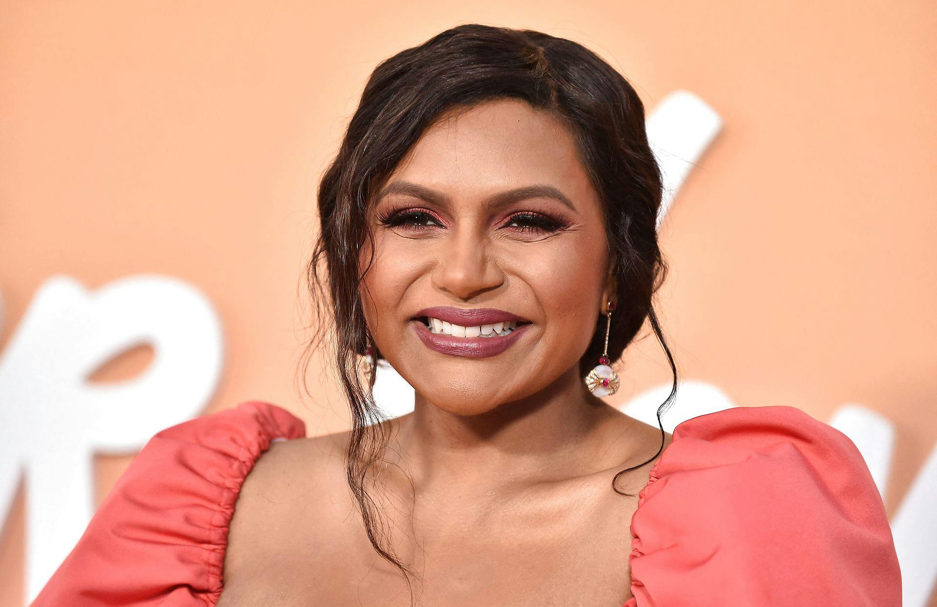 Mindy Kaling er en af de kreative hjerner bag Netflix-serien "Never Have I Ever".