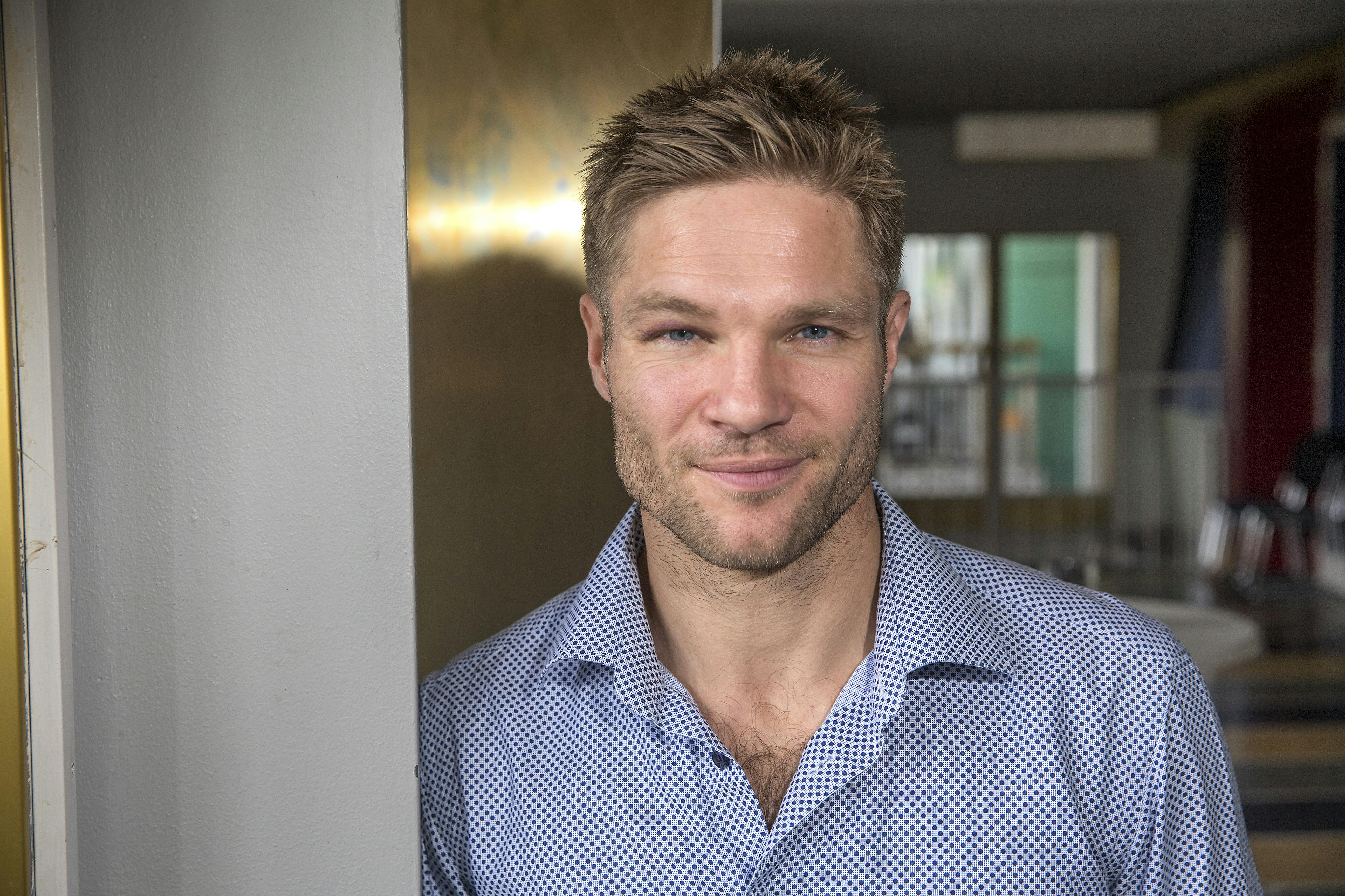 Efter deltagelsen i TV 2-programmet "Korpset" begyndte David Owe at interessere sig mere og mere for vejrtrækningsteknikker, så nu har han en uddannelse i det. nbsp;