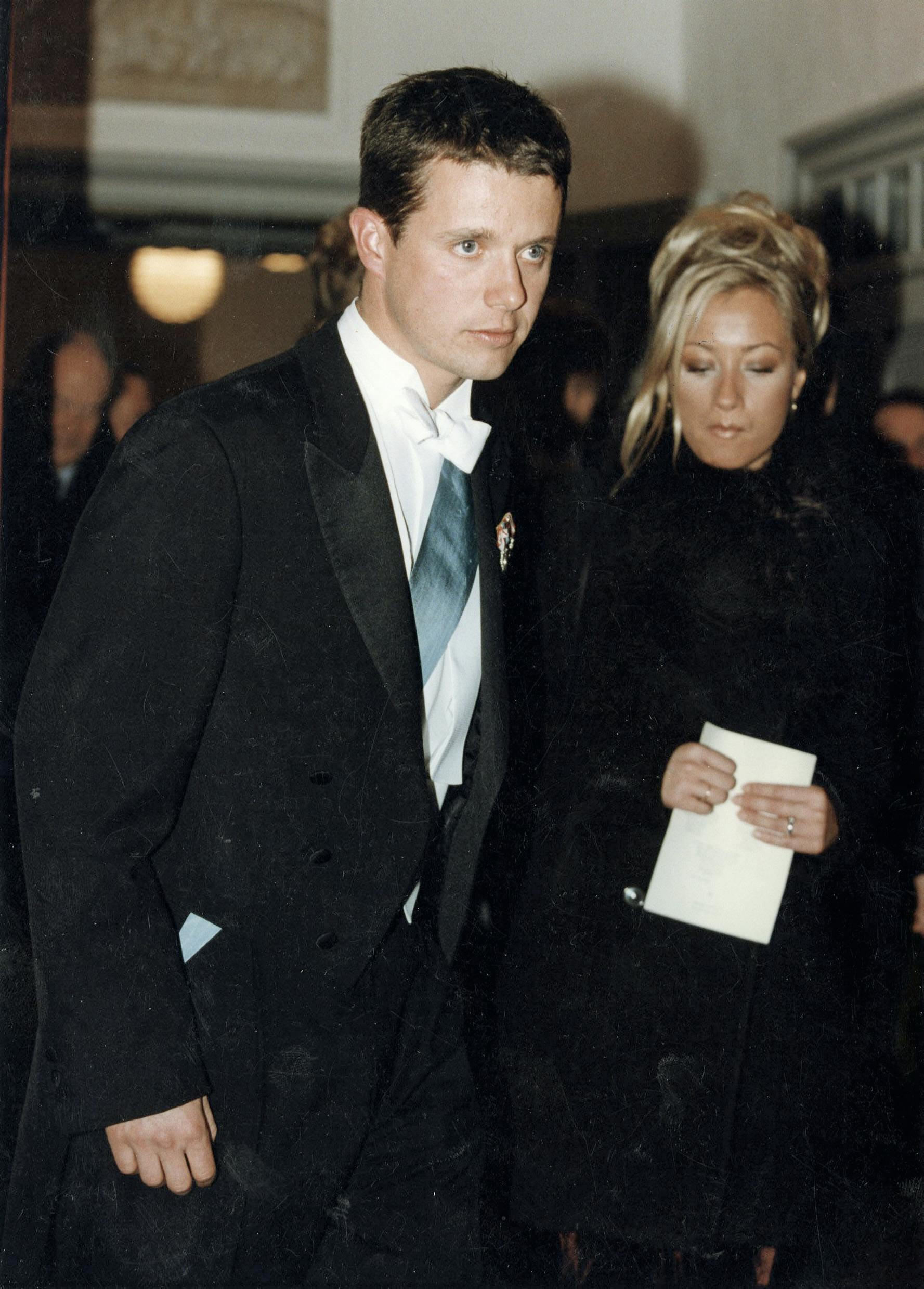 Kronprins Frederik og Maria Montell sammen til bryllup i 1997. 