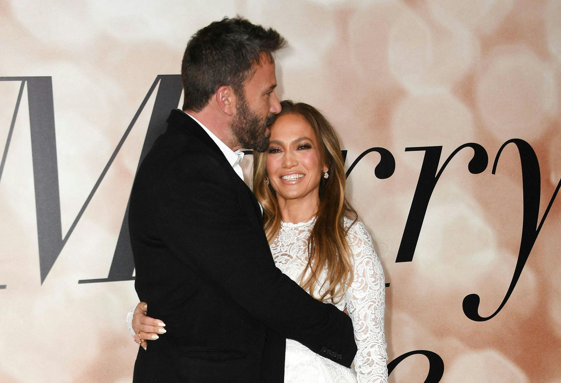Jennifer Lopez og Ben Affleck er blevet gift for anden gang denne sommer.