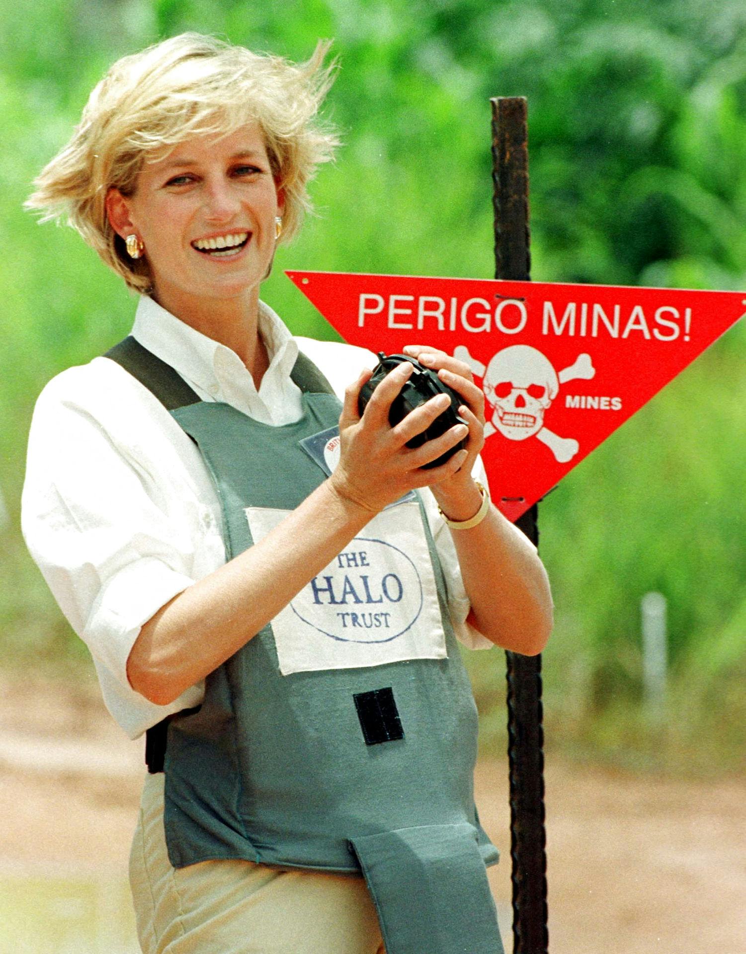 Prinsesse Diana trak overskrifter, da hun gik forrest i fjernelsen af miner.&nbsp;
