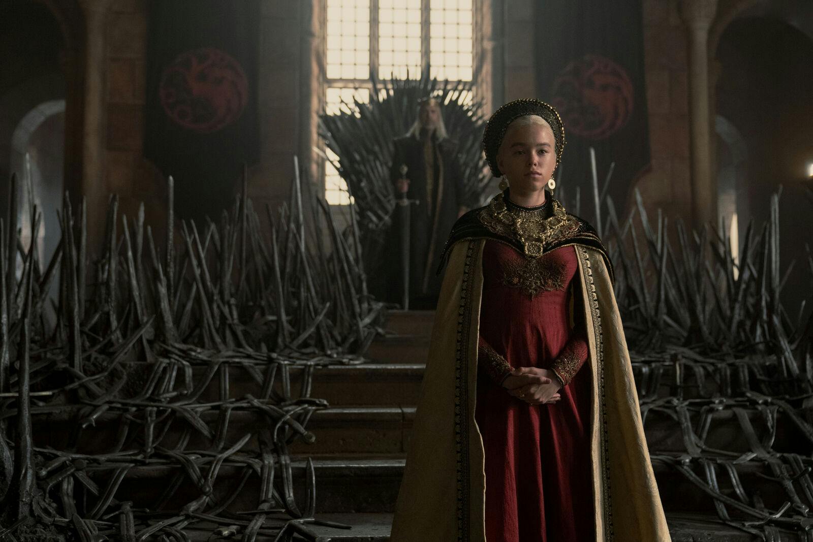 Milly Alcock spiller en ung prinsesse Rhaenyra Targaryen i "House of the Dragon".
