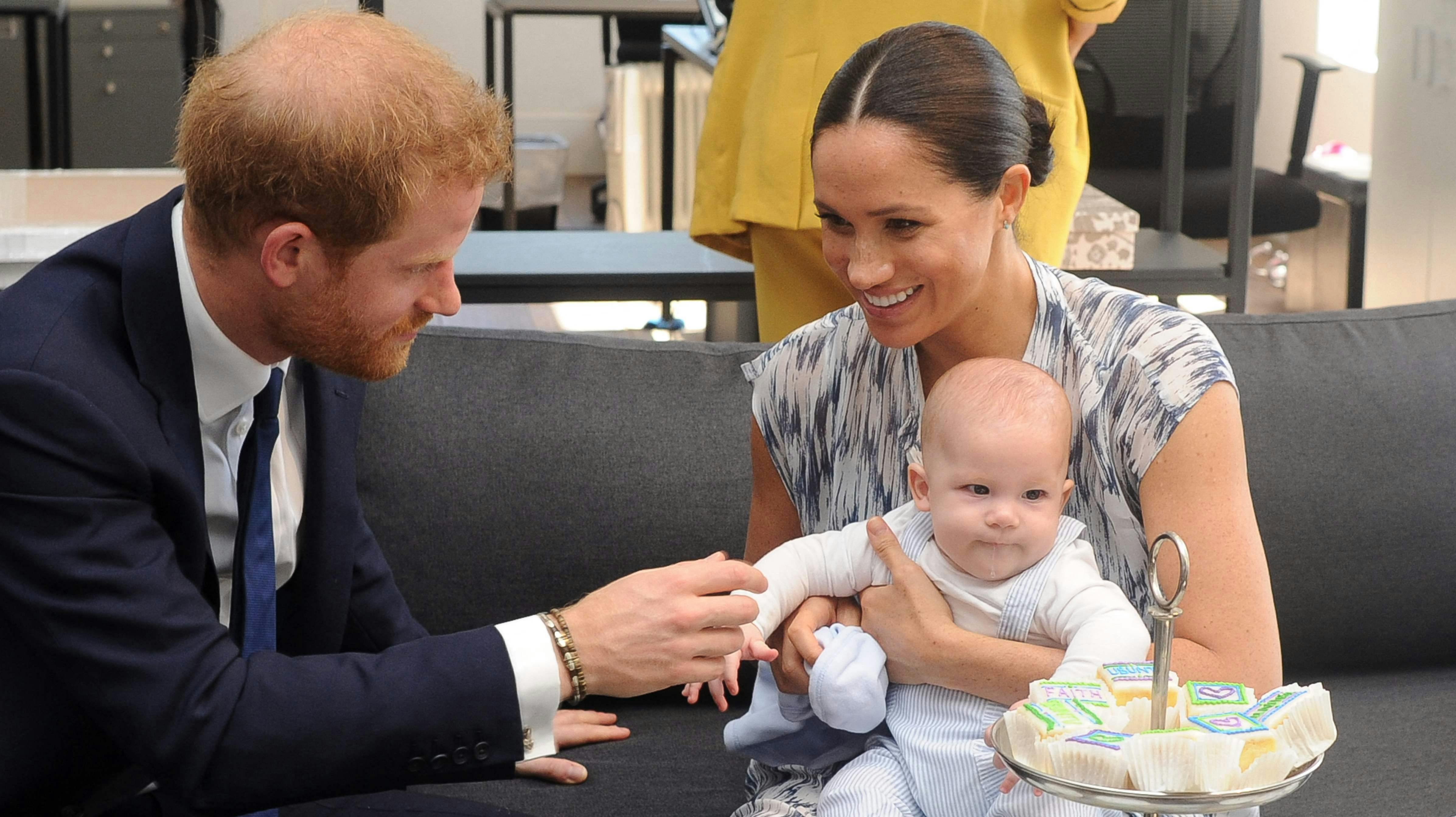 I dag er Harry og Meghan forældre til sønnen Archie og datteren Lilibet. nbsp;