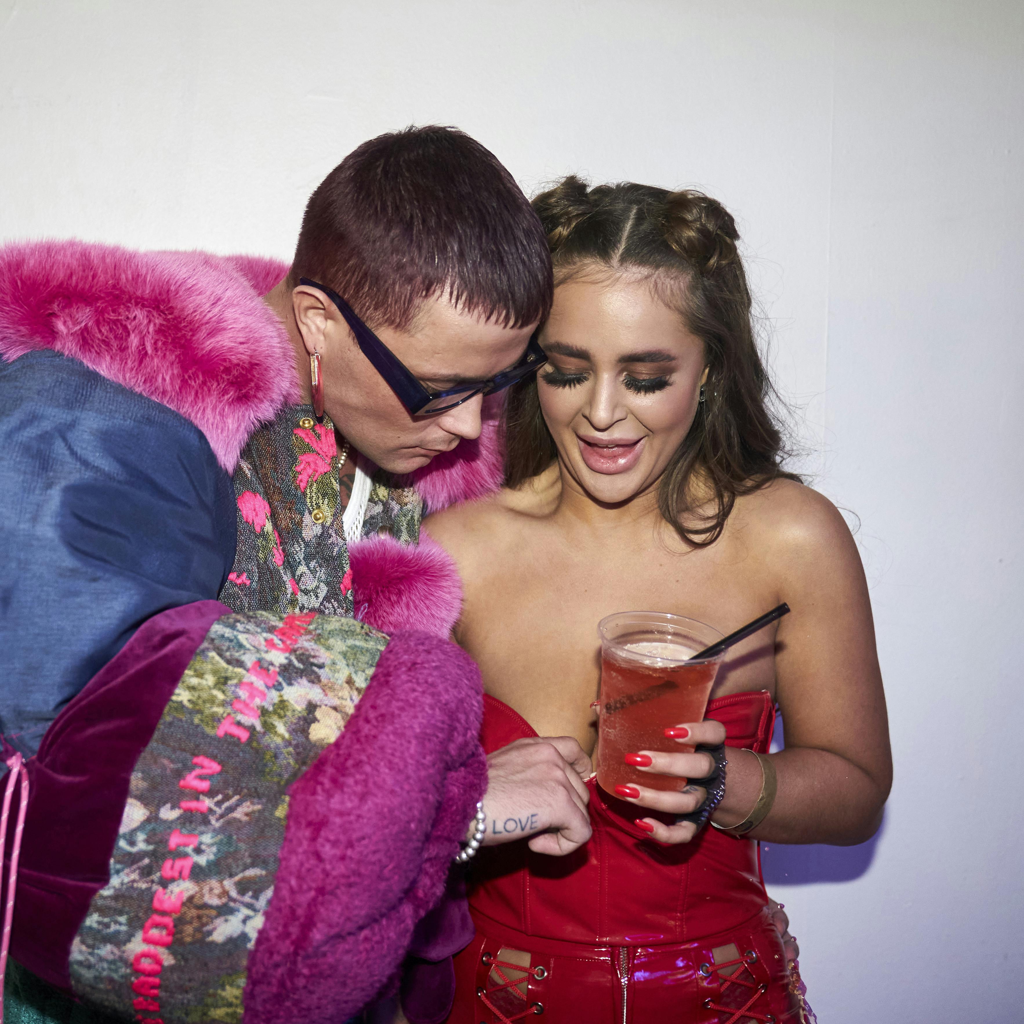 Til Reality Awards tidligere i år var Lærke Bodilsen single, og her forsøgte Marco Harry at lægge billet ind.