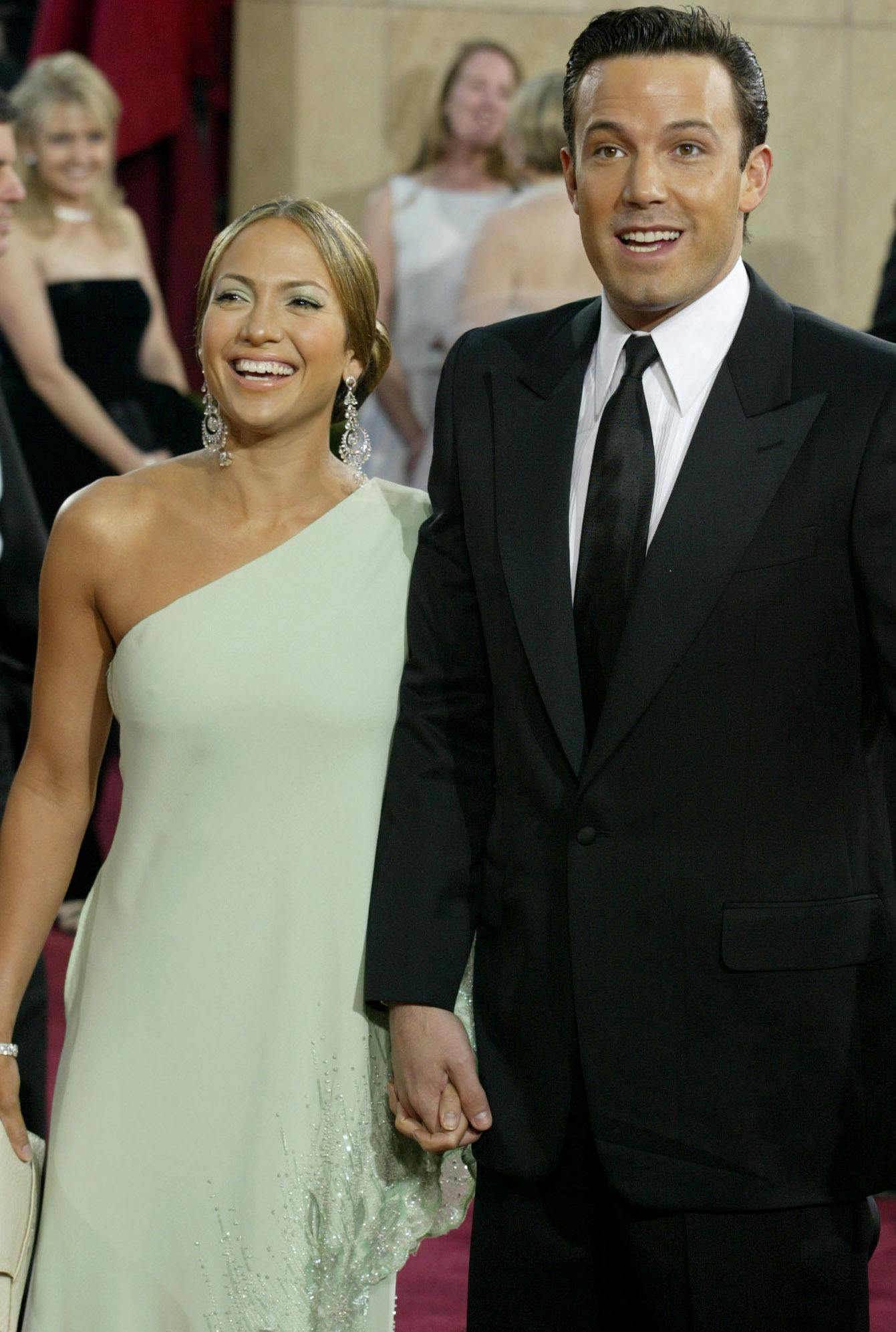 Jennifer Lopez og Ben Affleck var kærester - et af verdens mest celebre par, faktisk - tilbage i 2003. Ifølge gommen var det hele tiden meningen, at de skulle finde sammen efter de havde fået deres respektive unger

