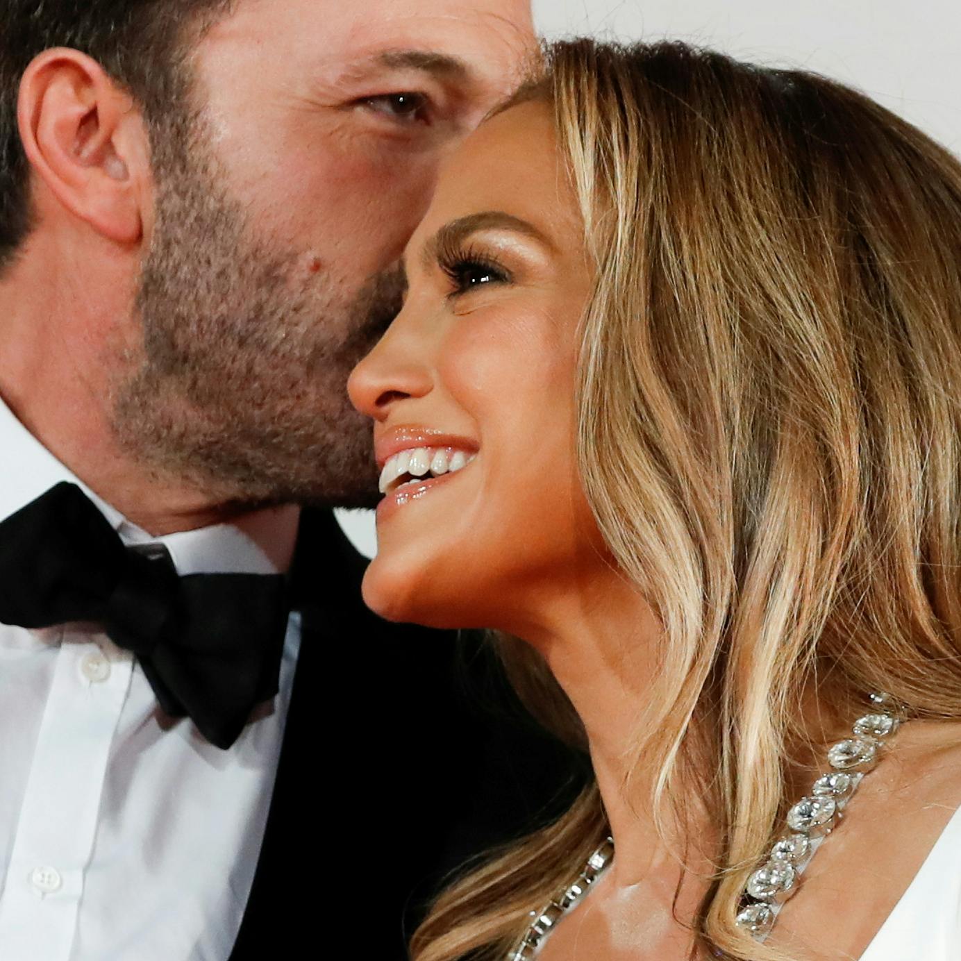 En kilder afslører nu, hvordan Ben Affleck fik tårer frem på gæsternes kinder med sin rørende tale 