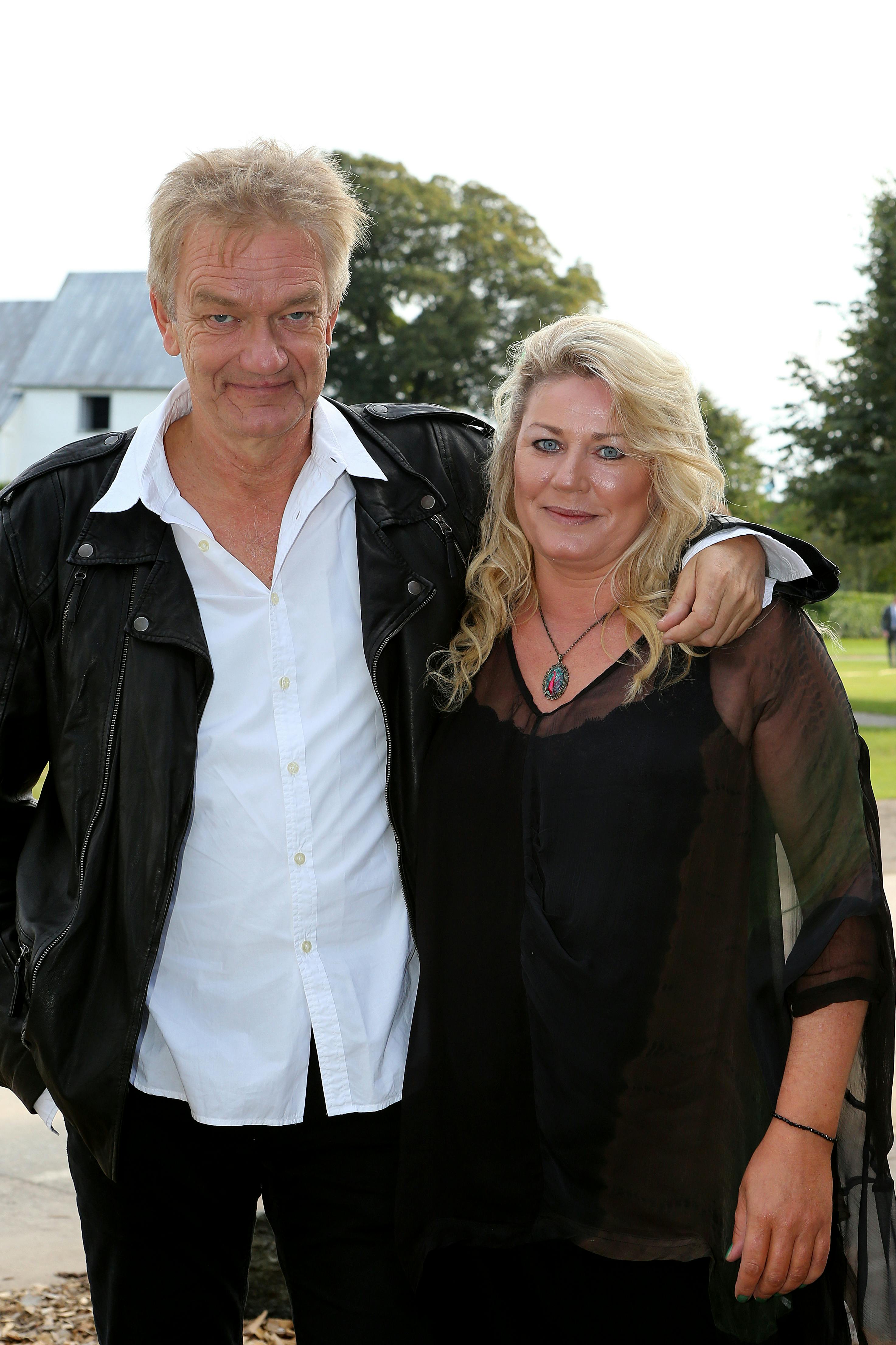 Her ses Lars Lilholt sammen med sin kone Ninna Lilholt Thomsen.