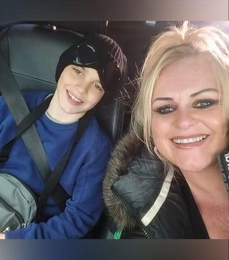 Hollie Dance kæmpede til det sidste for at holde sin dreng Archie Batterbee i live.