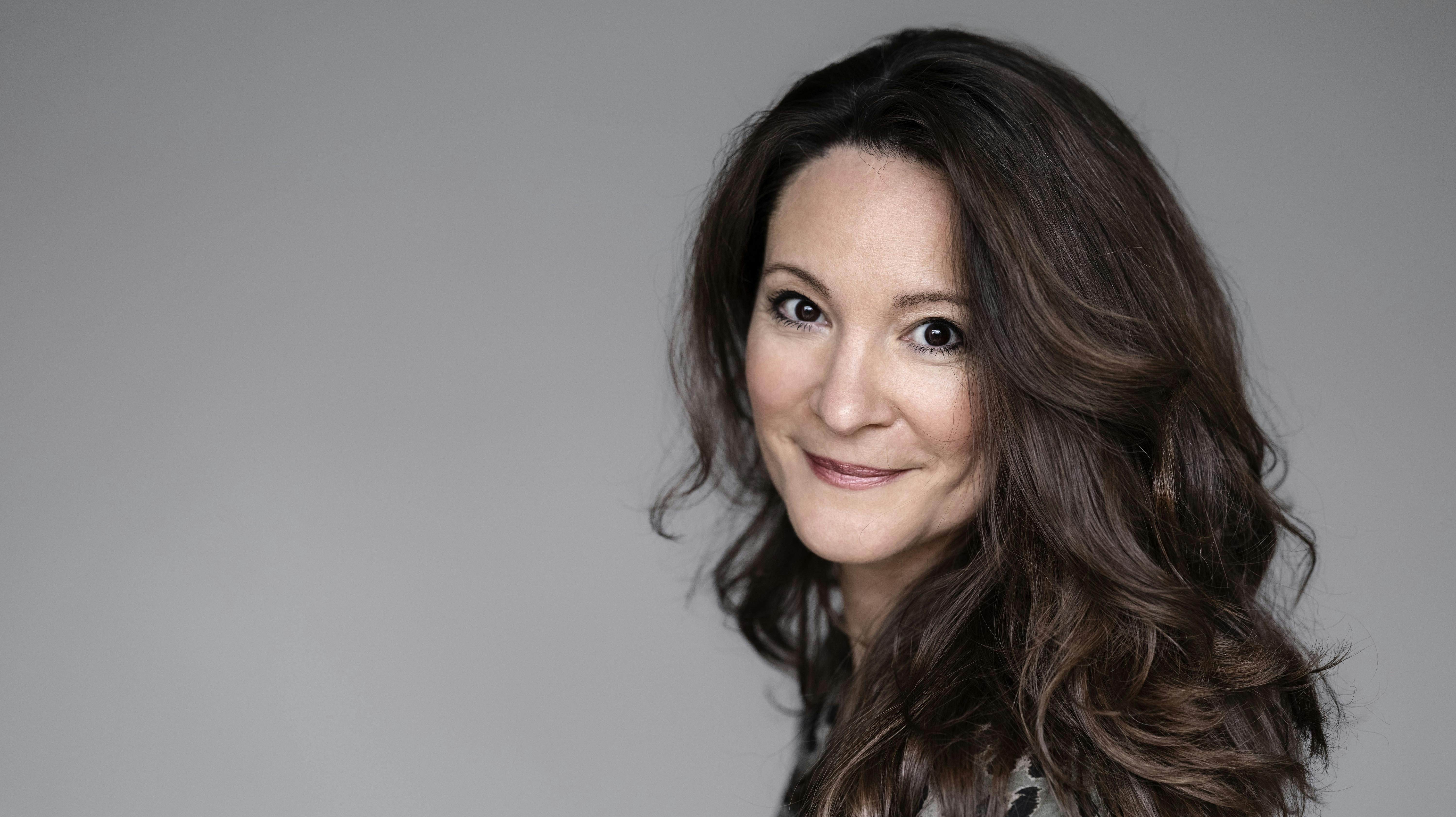 I dag har hun lagt værtsrollen bag sig. Og indtil nu også "Vild med dans".