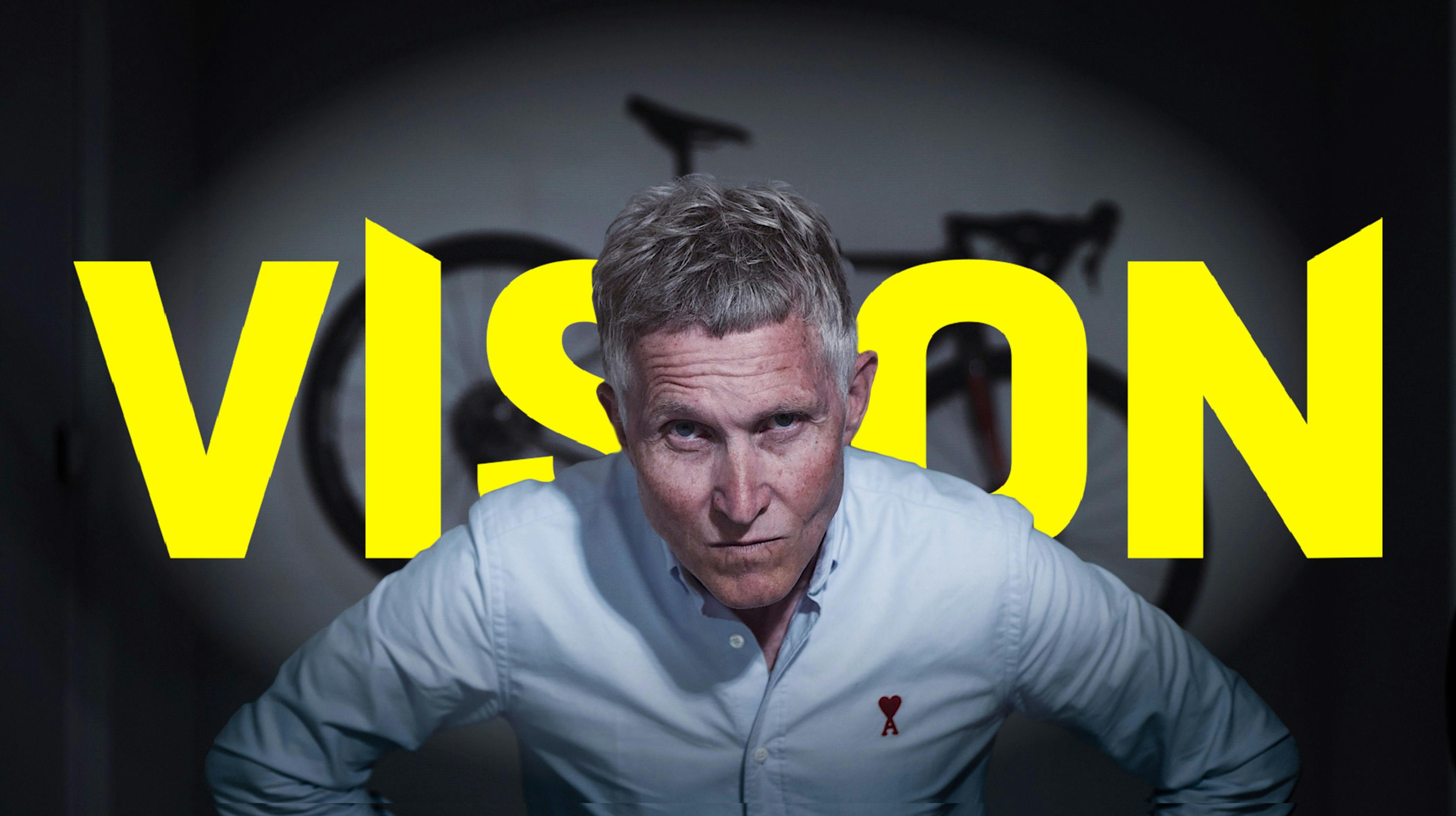 Brian Holm er en af de ti personer, der fortæller om sit liv, erfaringer og visioner i DR-programmet "Vision". Fælles for alle ti personer, der enten er iværksættere eller folk fra cykelverdenen, er, at de er mænd.