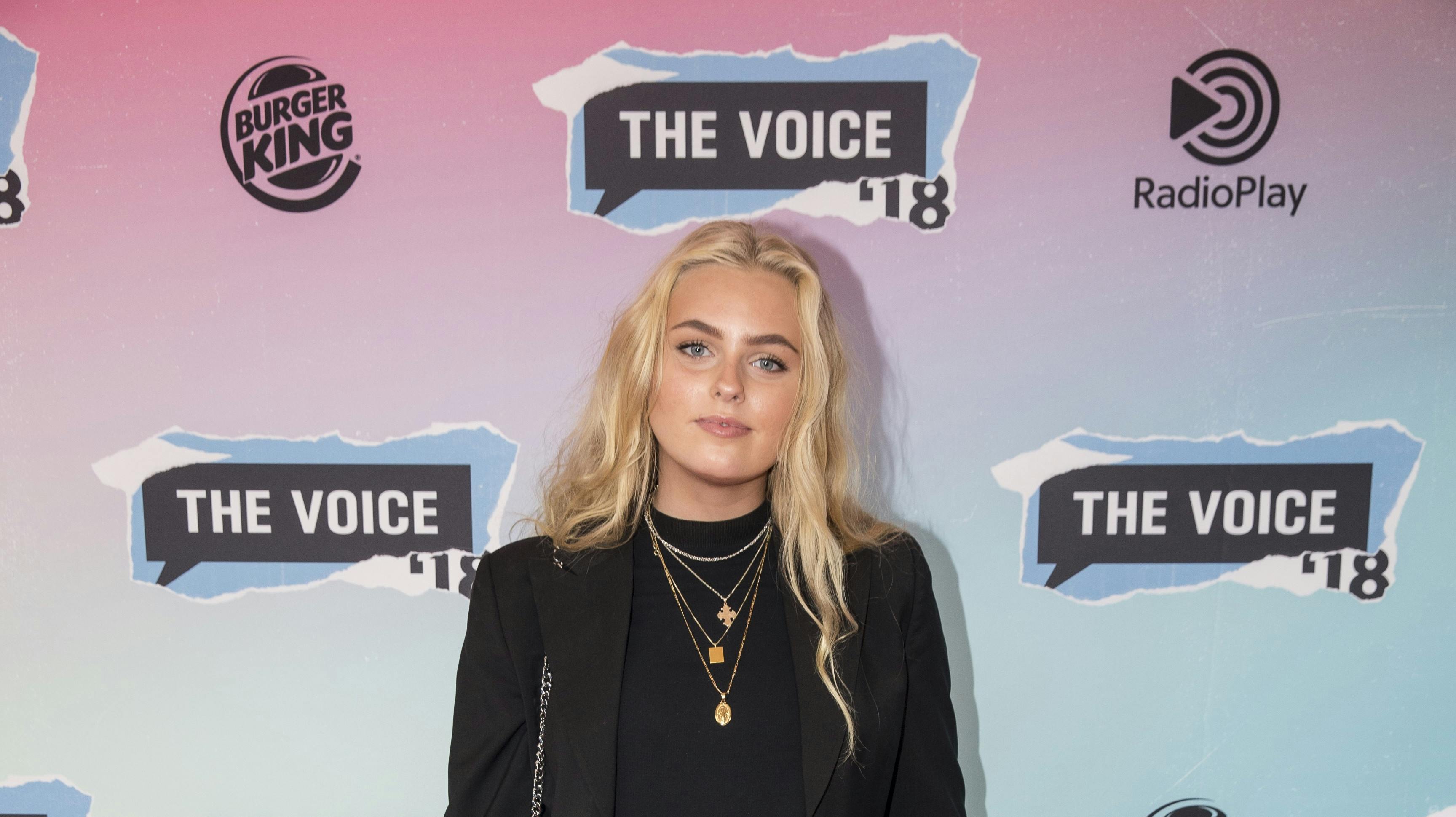 YouTuber Louise Madsen til "The Voice 18" i Tivoli.