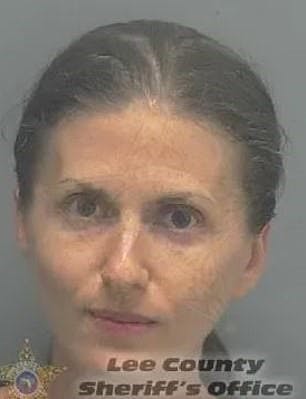 39-årige Sheila O'Leary er blevet kendt skyldig i drab på sin kun 18 måneder gamle baby. Hun straffes med fængsel på livstid for ekstremt omsorgssvigt af sine fire børn samt mordet på Ezra O'Leary.