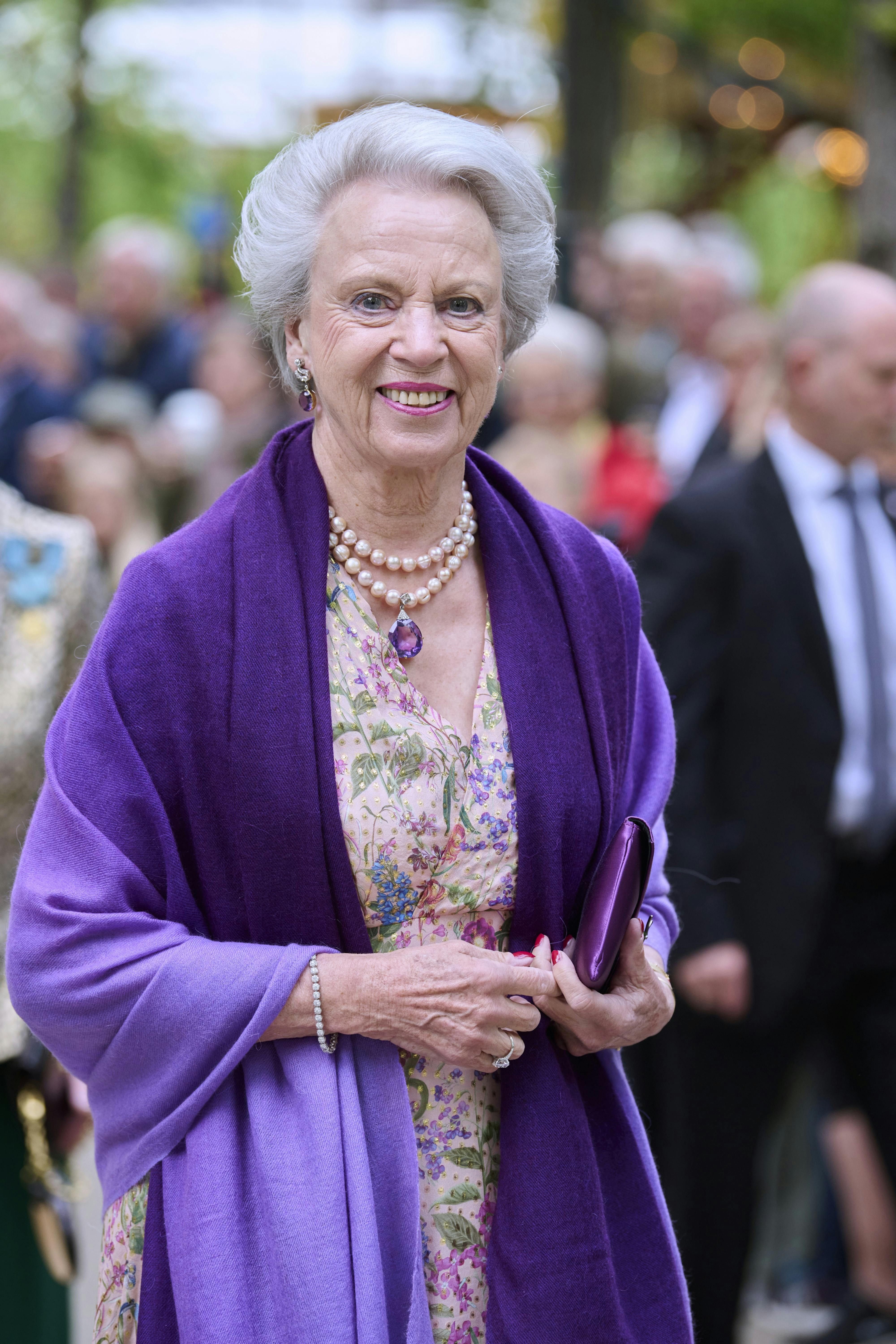 – For et års tid siden fik jeg et personligt brev fra prinsesse Benedikte. Der stod, at prinsessen ønsker og håber, at det går dem godt og samtidig sige, at hendes kongelige højhed nyder at se dem i “Vild med dans”, fortæller Jens Werner stolt.